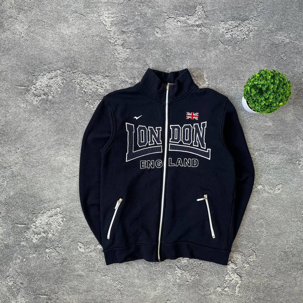 Japanese Brand Vintage y2k London 🏴󠁧󠁢󠁥󠁮󠁧󠁿England Track Jacket,Size S Size US S / EU 44-46 / 1 - 1 Thumbnail