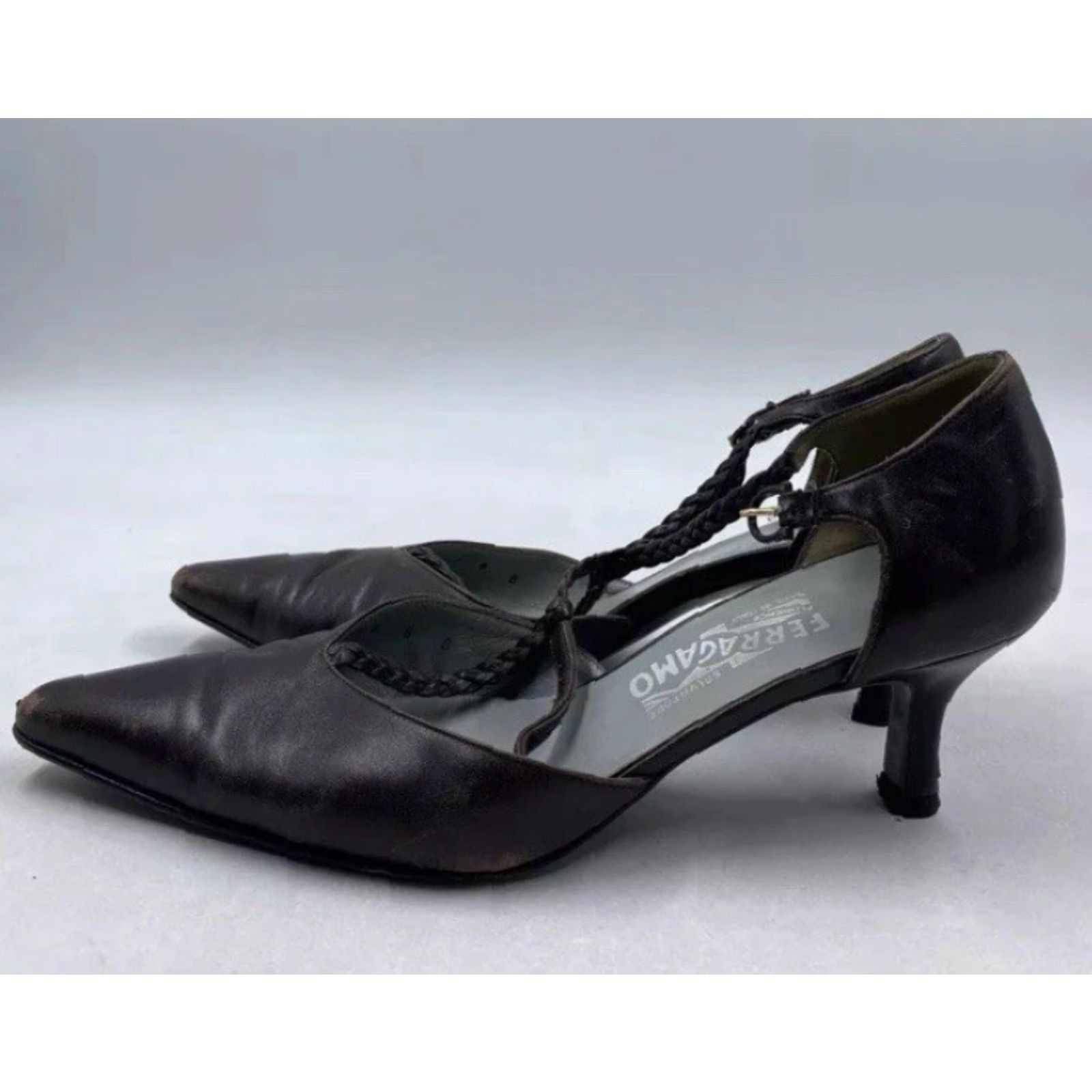 Salvatore Ferragamo Salvatore Ferragamo Brown Leather Braided Accents T-Strap Pump Size 8 Women Shoes Brown Pump Straps Leather 8 Womens Size US 8 / IT 38 - 3 Thumbnail