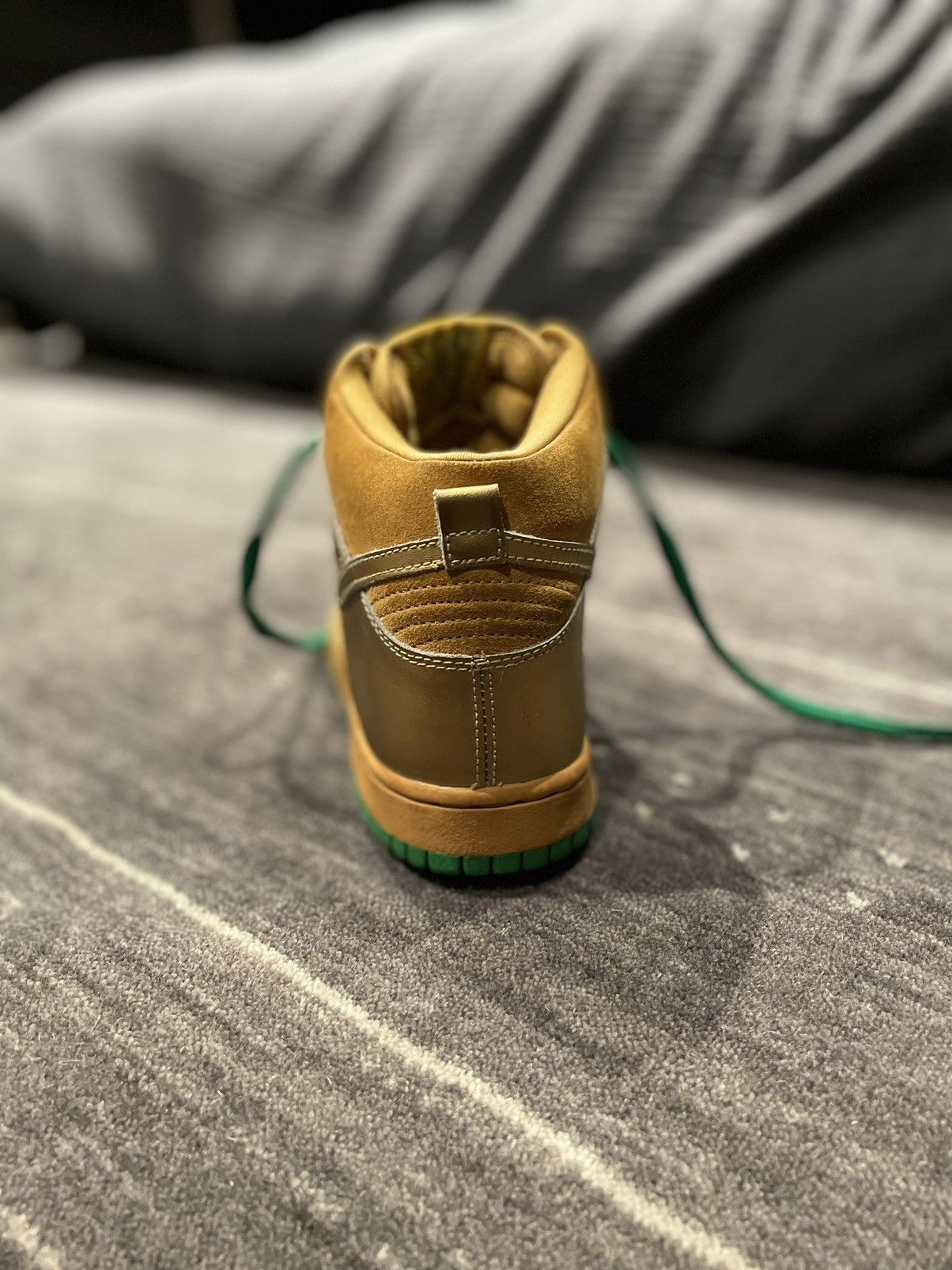 Nike Nike Dunk High Pro SB 'Lucky' Size US 8 / EU 41 - 10 Thumbnail