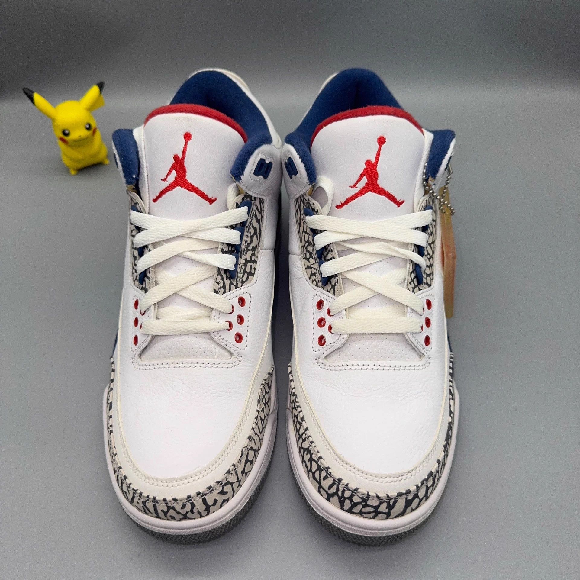 Nike Jordan AJ3 White Blue Size 42 Size US 9 / EU 42 - 2 Thumbnail