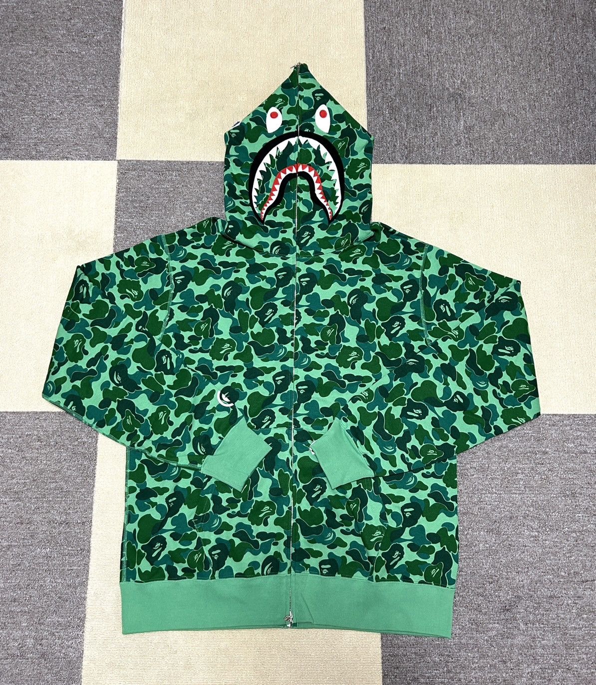 Bape Bape Japan Limited Color Camo Shark Zip Hoodie Size US XXL / EU 58 / 5 - 1 Thumbnail