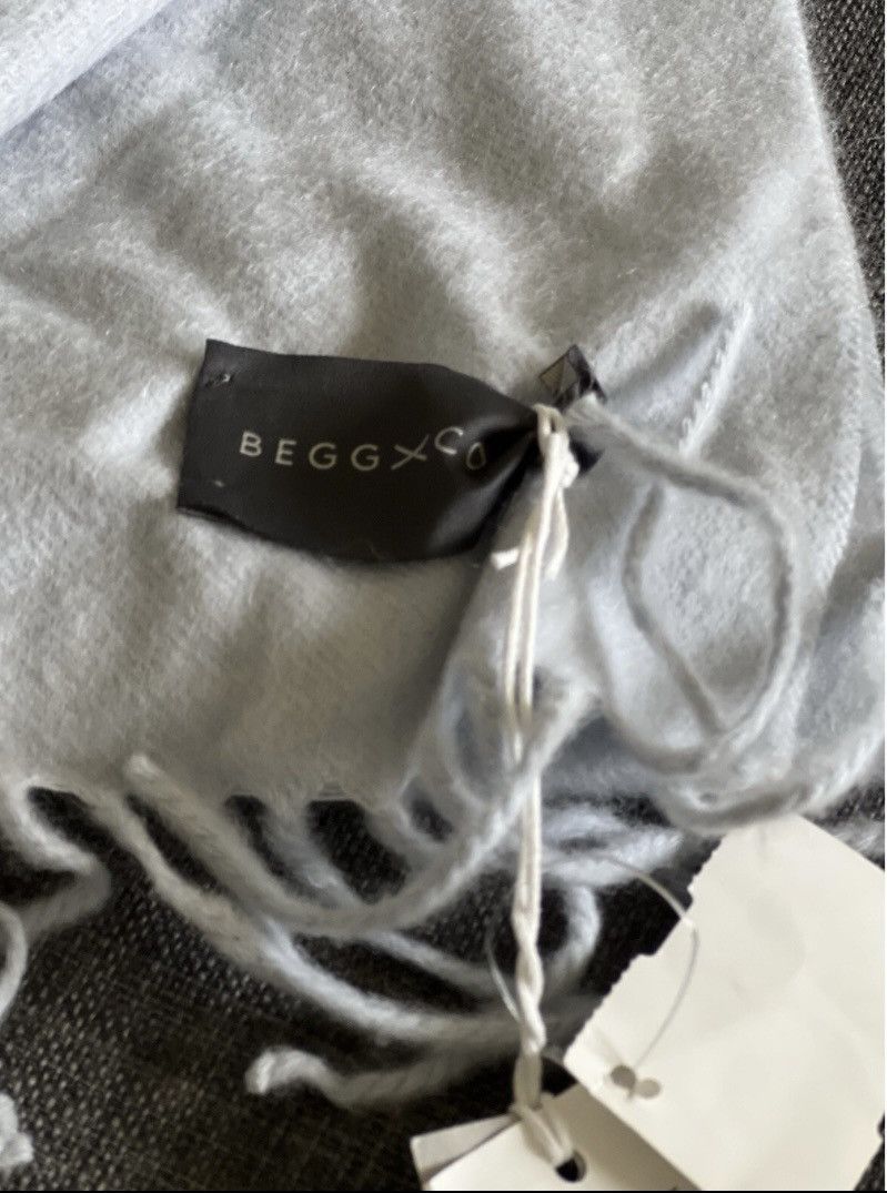 Begg x Co Begg & Co Arran 100% Cashmere Light Blue Scarf Size ONE SIZE - 3 Thumbnail