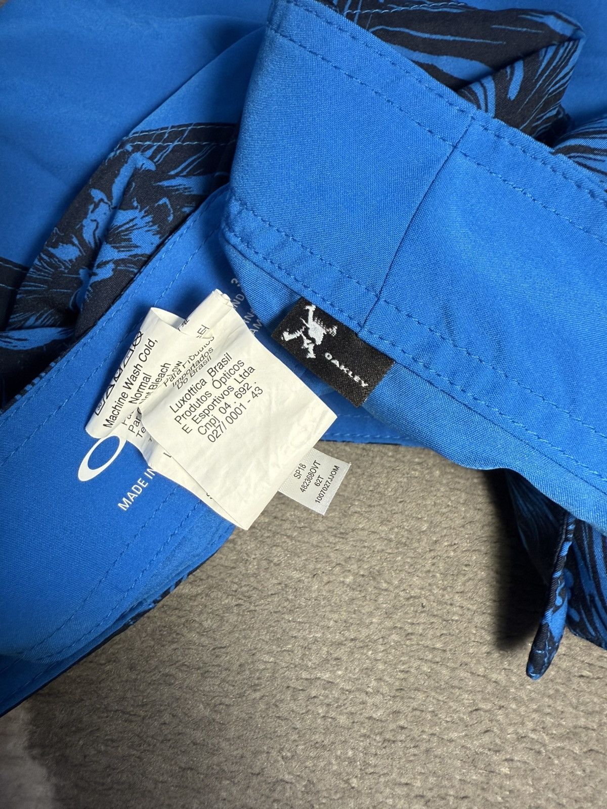 Oakley Oakley Board Shorts men’s surfing swimming trunks 34 Size US 34 / EU 50 - 14 Thumbnail