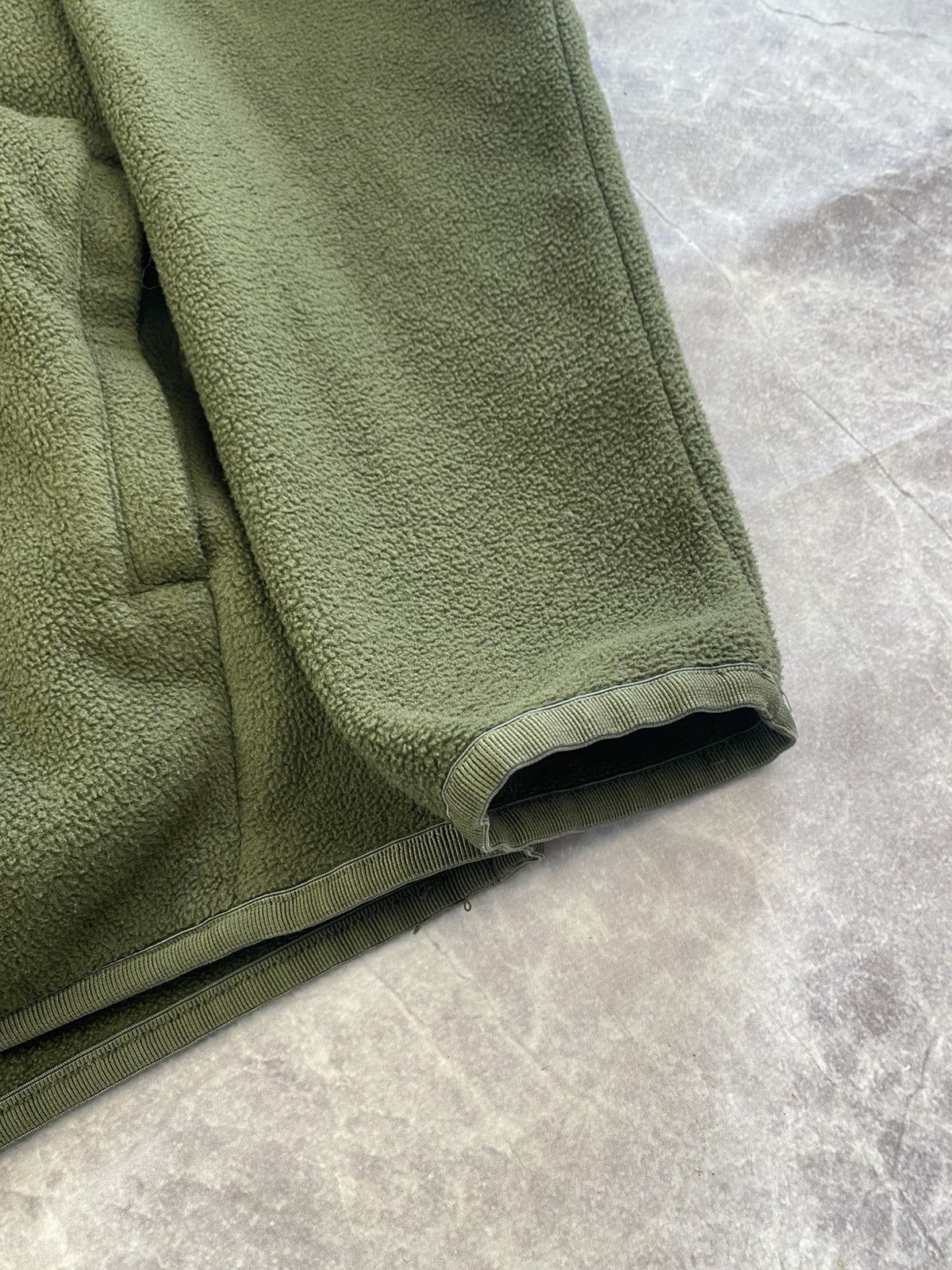 Barbour Barbour Olive Green Light Fleece Jacket With Leather Logo Size US M / EU 48-50 / 2 - 6 Thumbnail