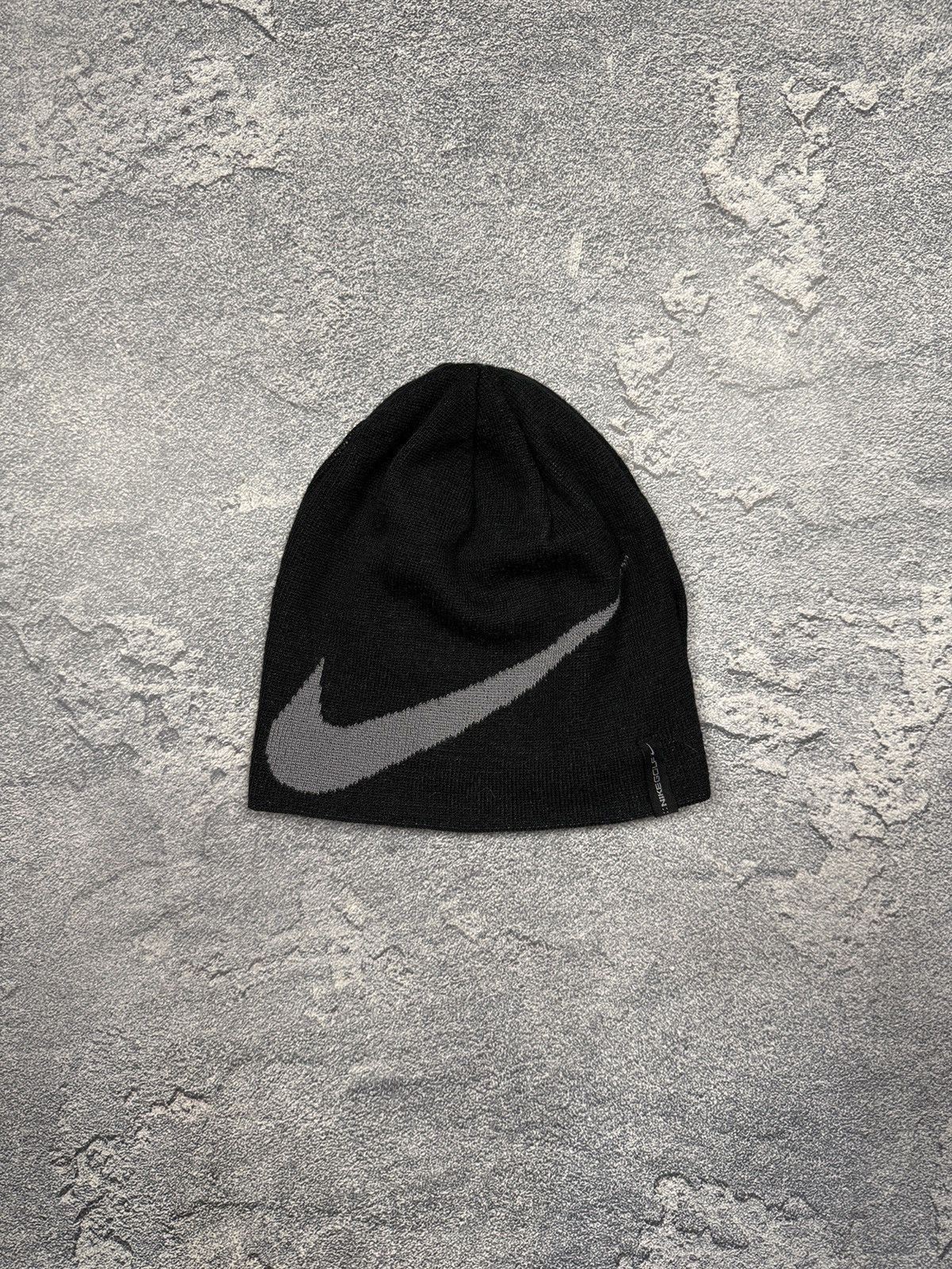 Nike Nike Vintage Two Side Hat Big Swoosh Logo Beanie Size ONE SIZE - 1 Thumbnail