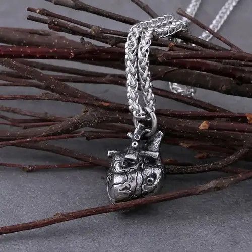 Vintage Anatomical Heart Pendant Necklace Size ONE SIZE - 1 Thumbnail