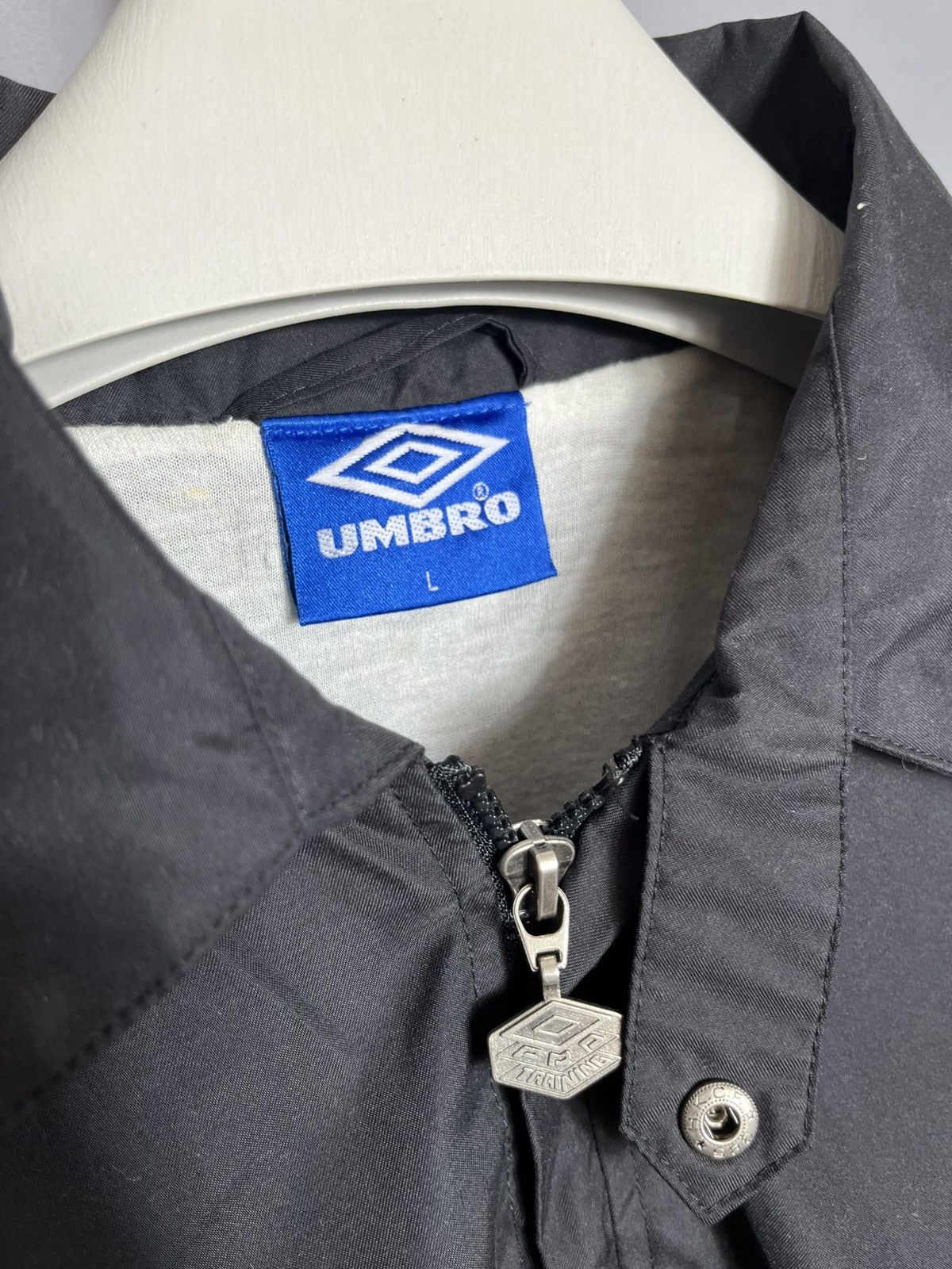 Umbro Retro Umbro Pro Training 90s track jacket black Size US L / EU 52-54 / 3 - 3 Thumbnail