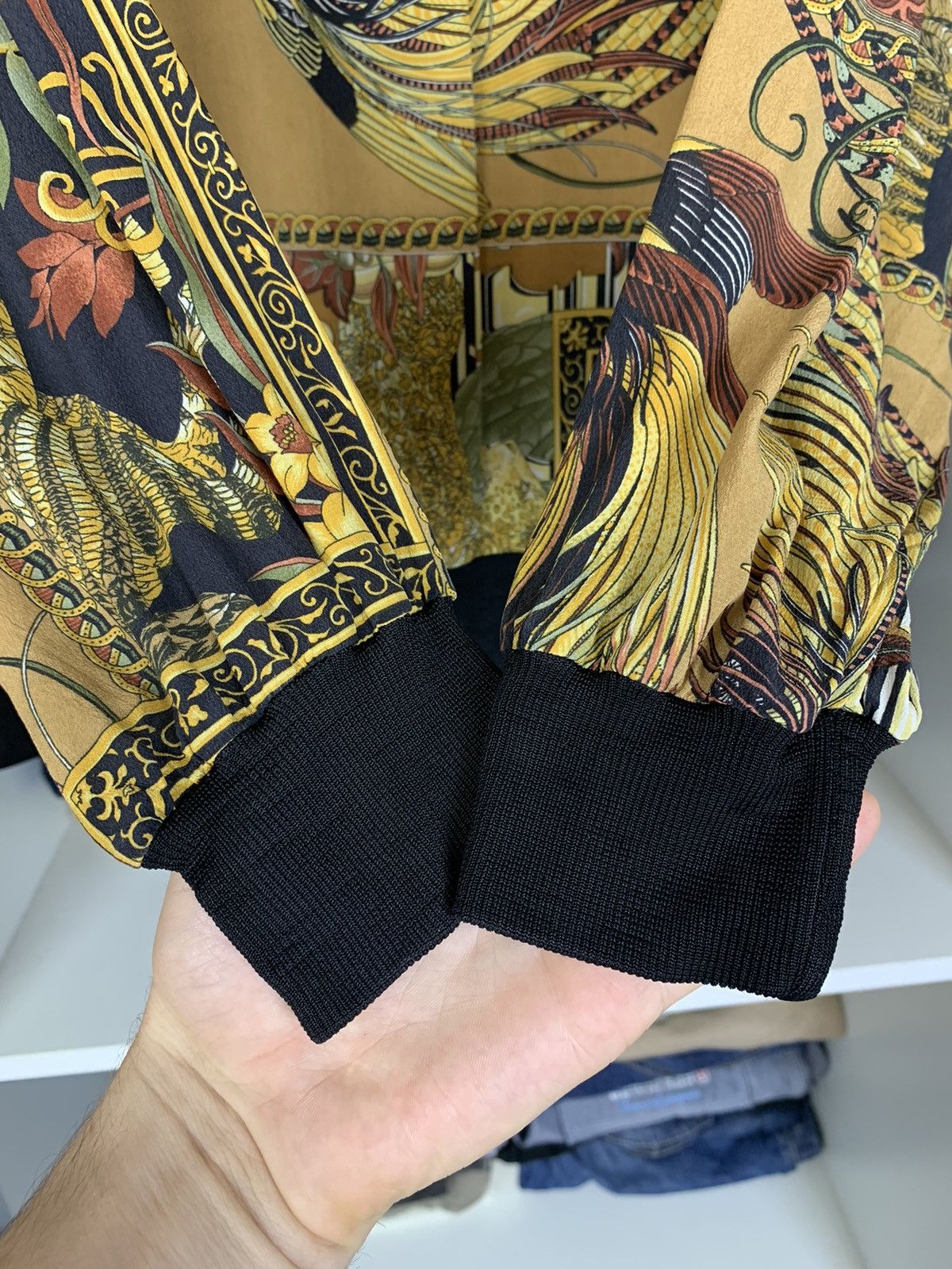 Salvatore Ferragamo × Vintage Vintage Salvatore Ferragamo Silk Blouse Size ONE SIZE - 19 Thumbnail
