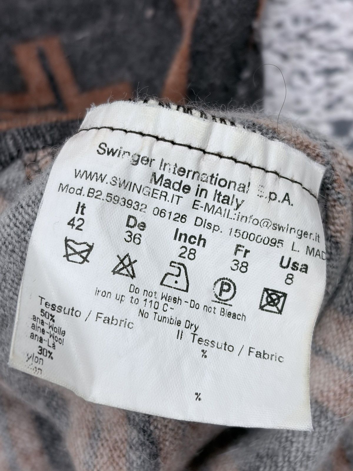 Fendi Vintage 90s Fendi Jeans Monogram Wool Angora Turtleneck Vest Size M / US 6-8 / IT 42-44 - 8 Thumbnail