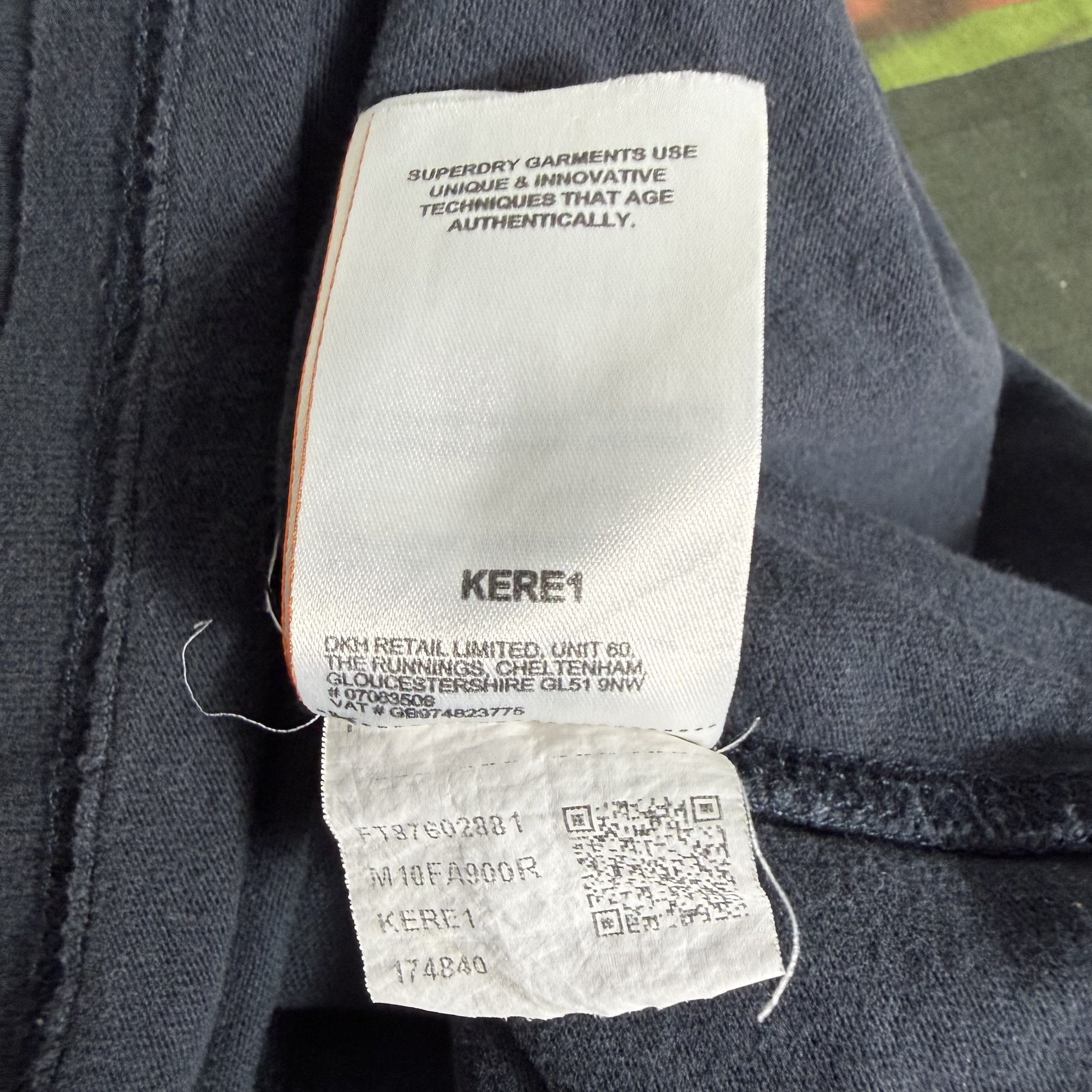 Superdry 🔥RARE🔥Superdry Surf Spellout Boxfit T-shirt Made in Turkey Size US L / EU 52-54 / 3 - 8 Thumbnail