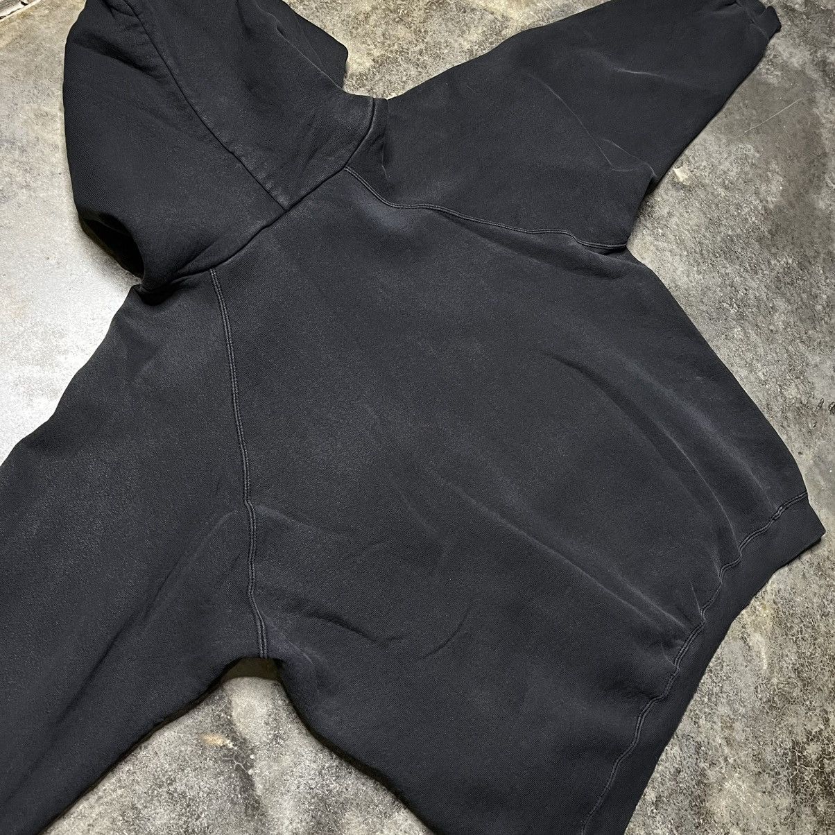 Vintage vintage adidas thrashed faded black baggy hoodie Size US L / EU 52-54 / 3 - 5 Thumbnail