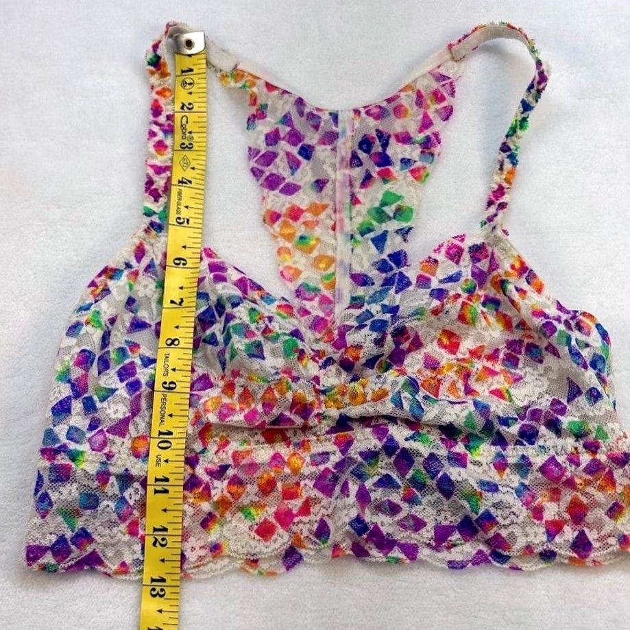 Victoria's Secret VINTAGE VS PINK Bralette Lace Racerback Sheer Neon Y2K Festival Lingerie Size M Womens Bralette Wireless Lace Semi-Sheer Geometric Pattern White Size ONE SIZE - 5 Thumbnail