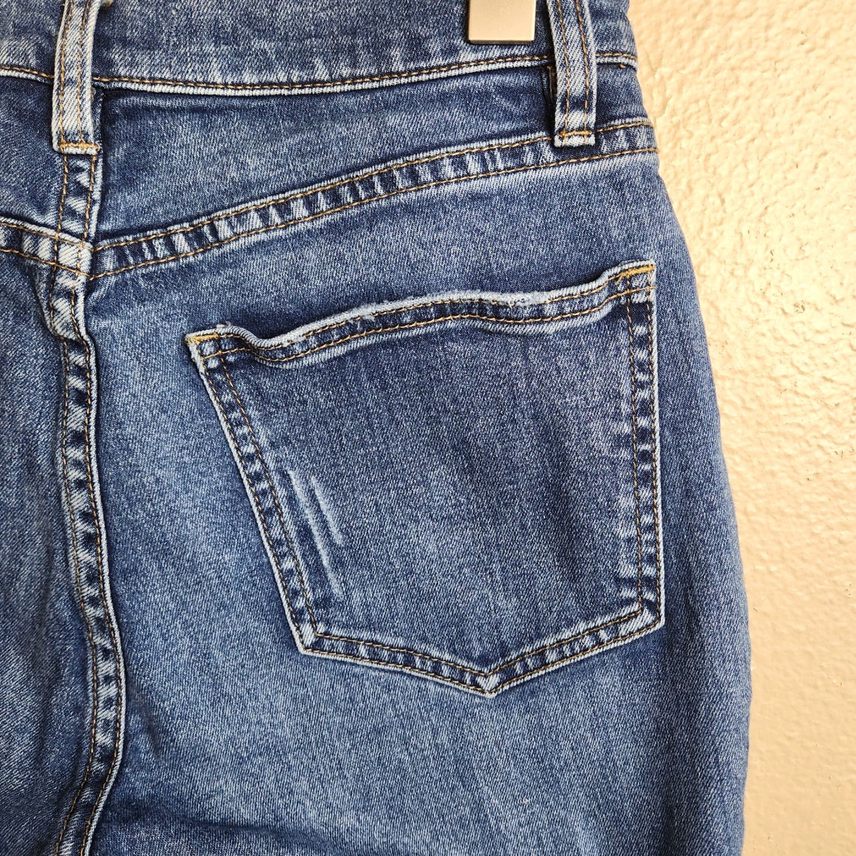 Pacsun PacSun Womens 26 Jeans | Cropped Mid Rise Raw Hem Medium Wash Denim 5-Pocket Stretch Cotton Blend Size 26" / US 2 / IT 38 - 7 Thumbnail