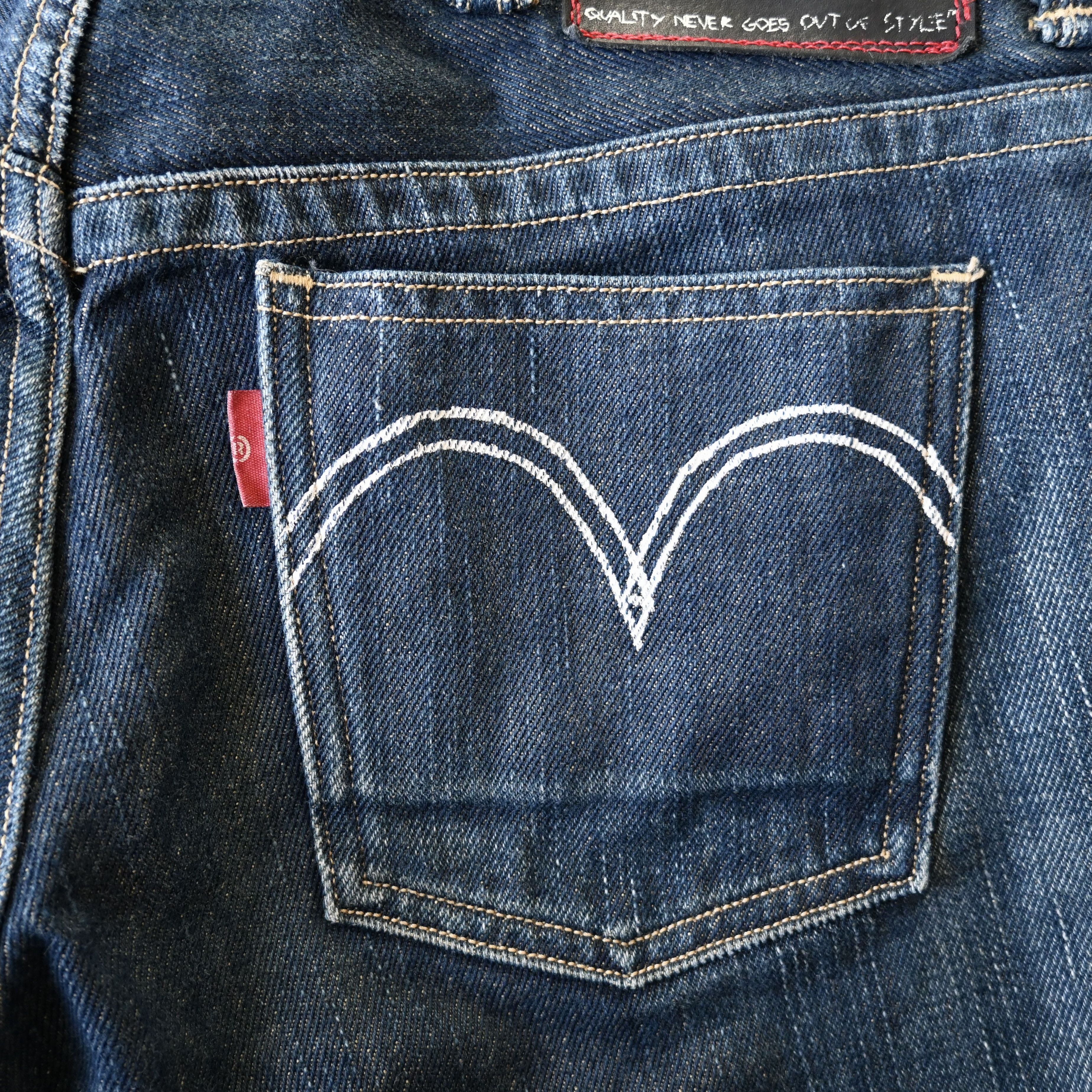Levi's VTG, 2004 Levi's RED patchwork slim jeans, zippered leg Size 29" - 14 Thumbnail