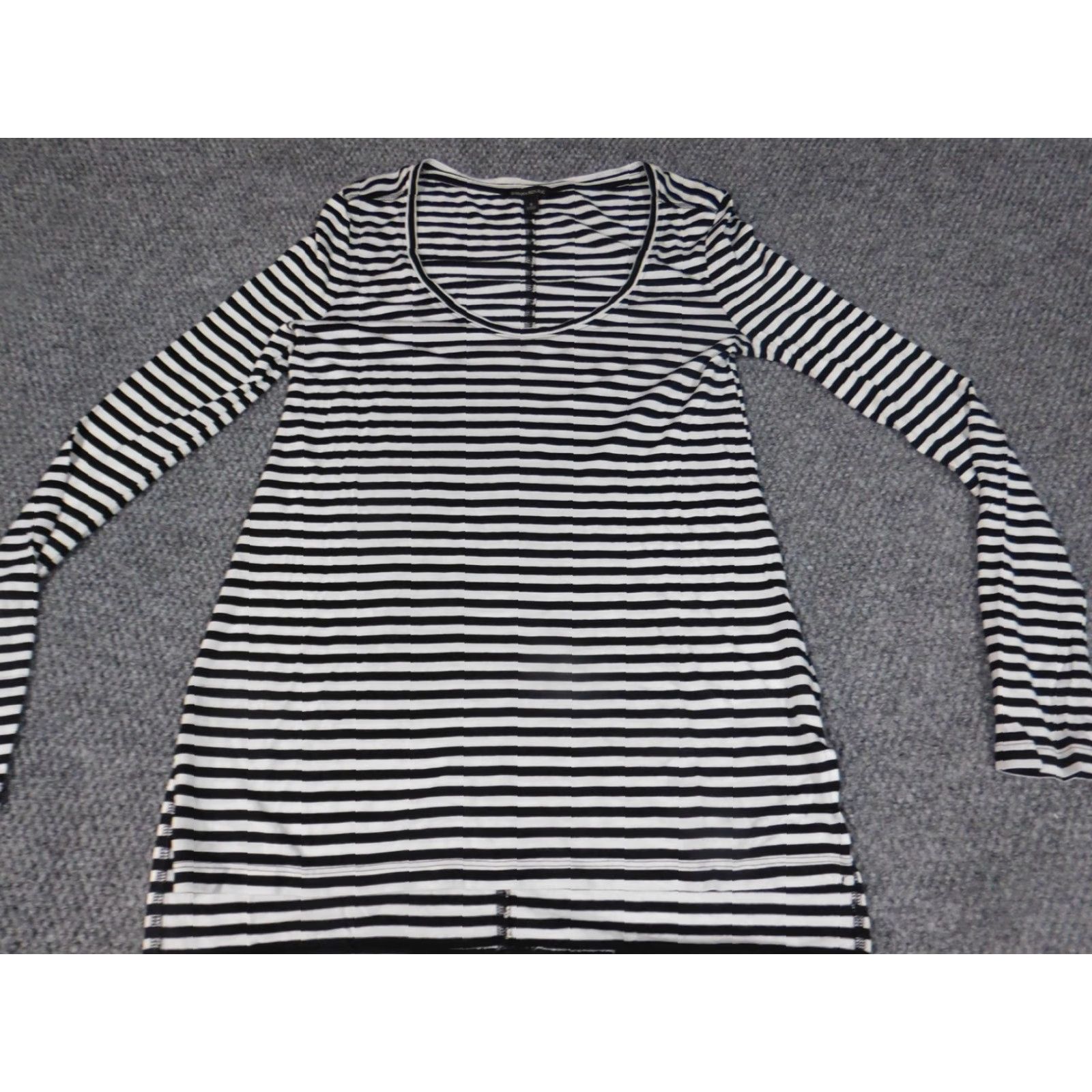 Banana Republic Banana Republic Blouse Womens Small Black Striped Long Sleeve Crew Neck Pullover Casual Regular Stretch Indoor Size S / US 4 / IT 40 - 3 Thumbnail