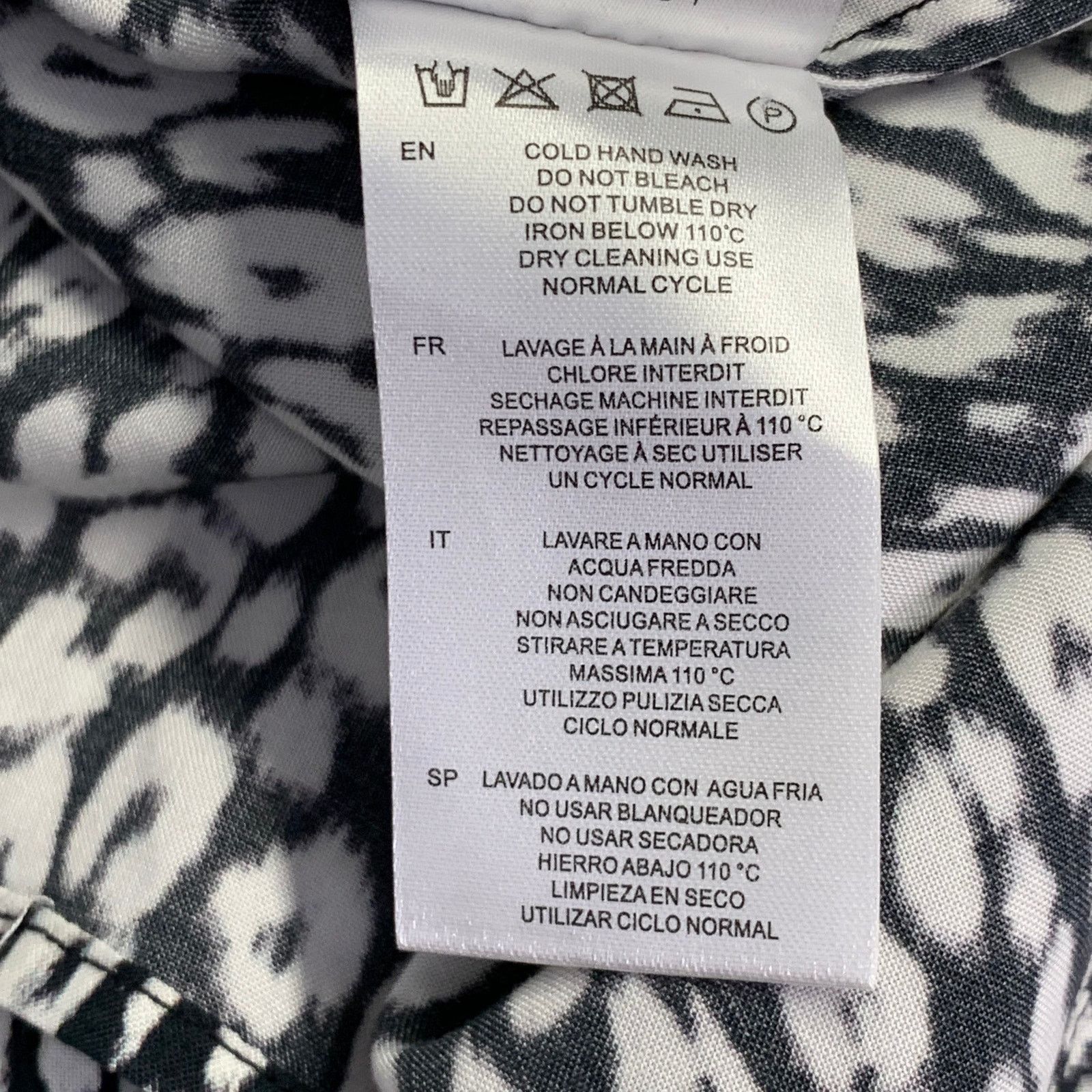 Iro IRO Size 4 Black White Rayon Animal Print Two Pockets Shirt Size XS / US 0-2 / IT 36-38 - 8 Thumbnail