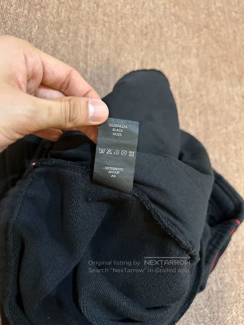Vetements Vetements size L short pants Size US 27 - 6 Thumbnail