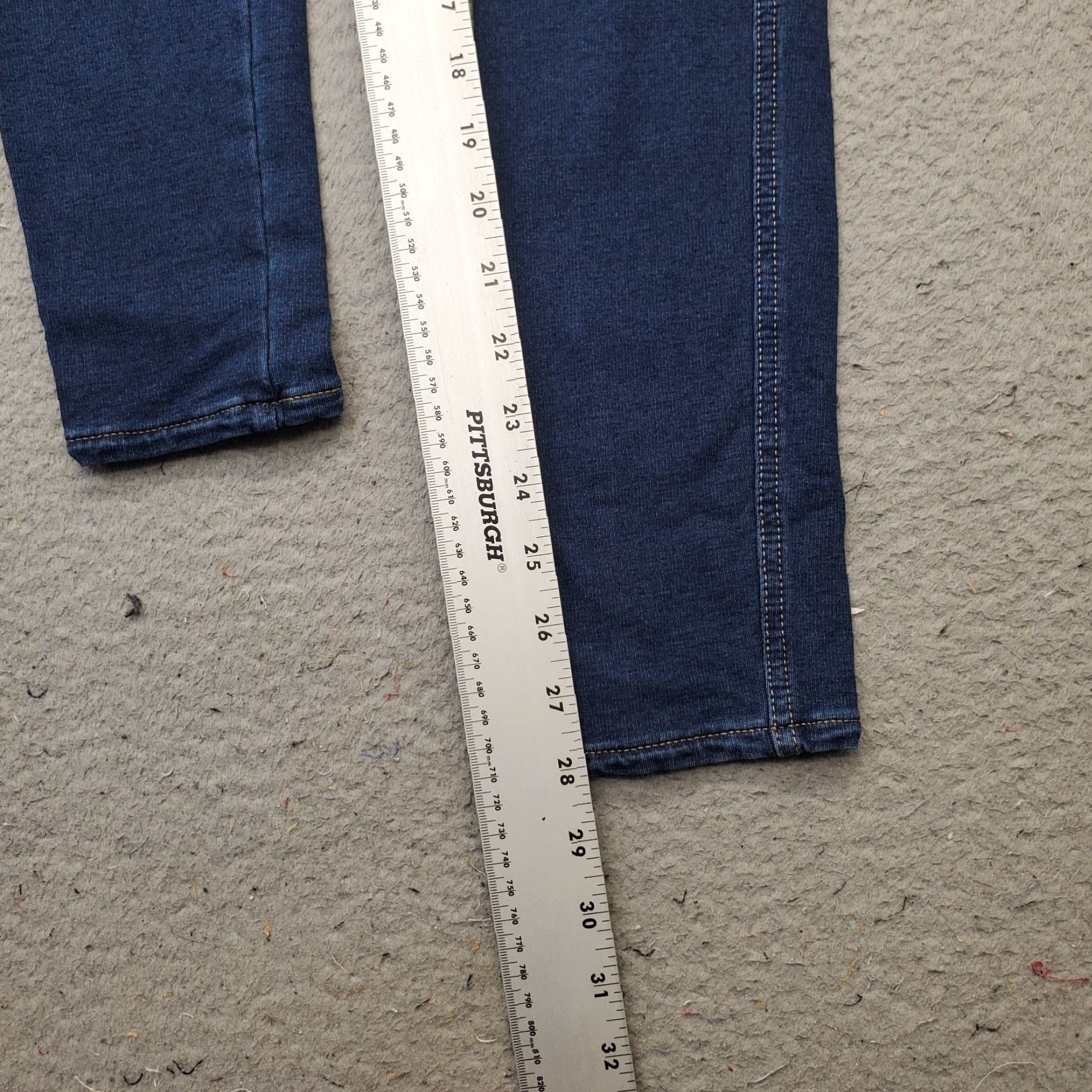 Abercrombie & Fitch Abercrombie & Fitch Jeans Womens Size 2 Blue Denim Slim Fit Perfect Stretch Skinny Leg Shirt City? Size 26" / US 2 / IT 38 - 4 Thumbnail