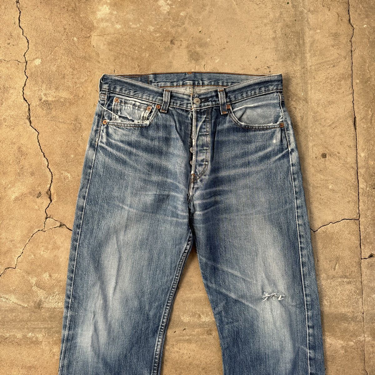 Levi's × Vintage Vintage Y2K Levis 501 Distressed Denim Size US 33 - 6 Thumbnail