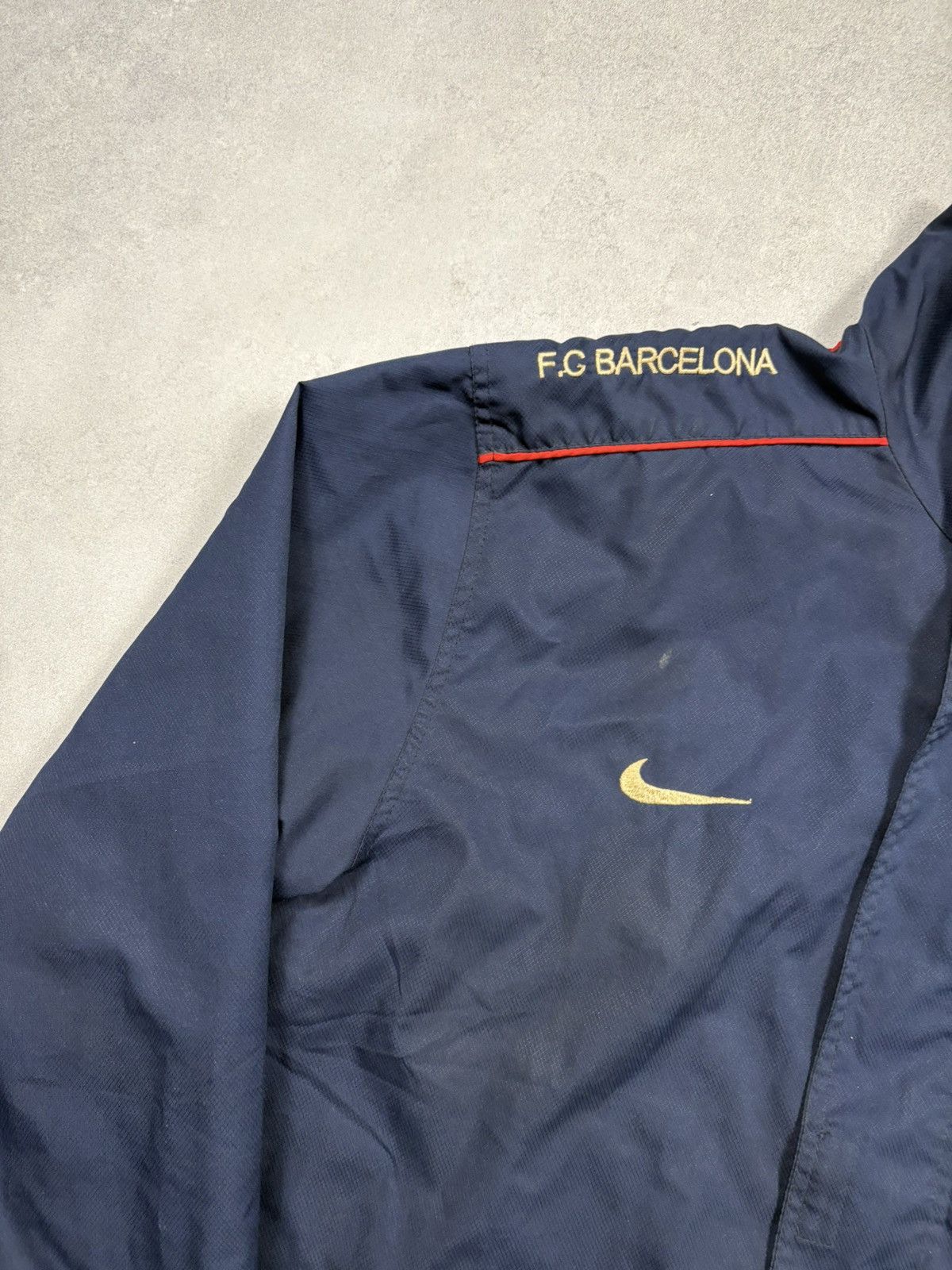 Nike Vintage Nike FC Barcelona Soccer Bomber Jacket XL Navy 90s Size US XL / EU 56 / 4 - 4 Thumbnail