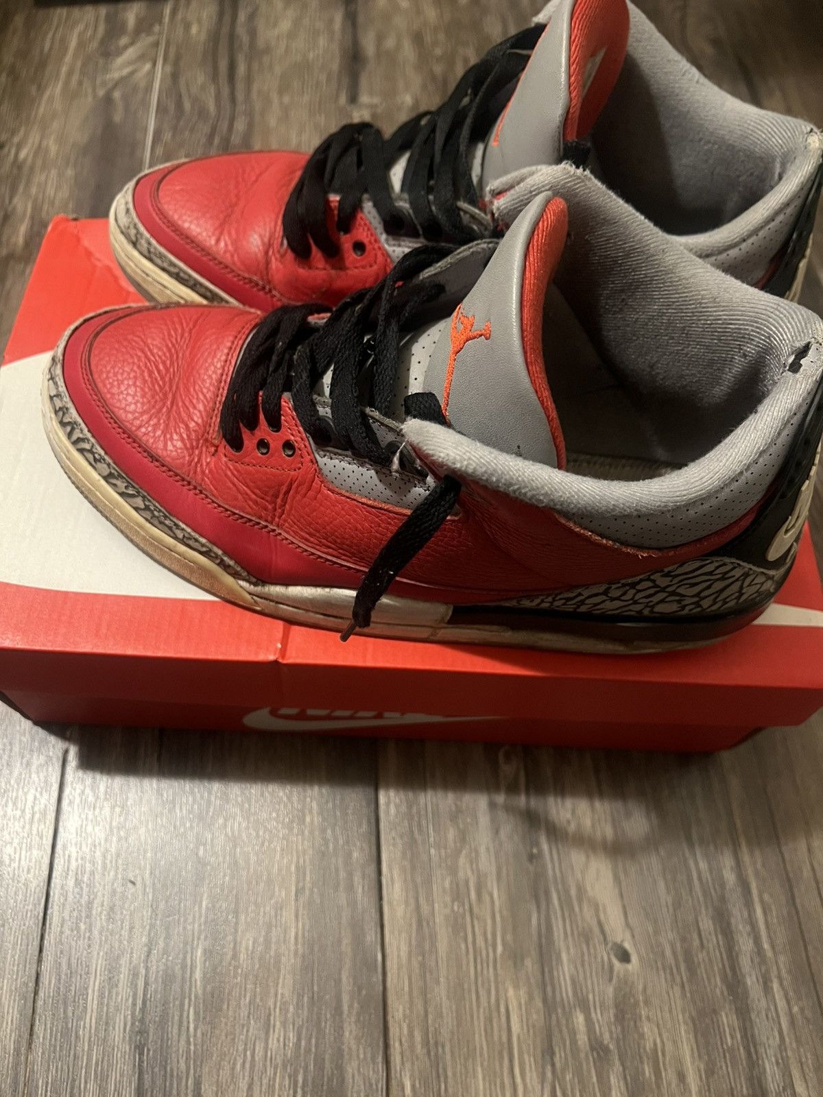 Jordan Brand Air Jordan 3 “Red Cement” – Size 10 – Used Condition Size US 10 / EU 43 - 2 Thumbnail