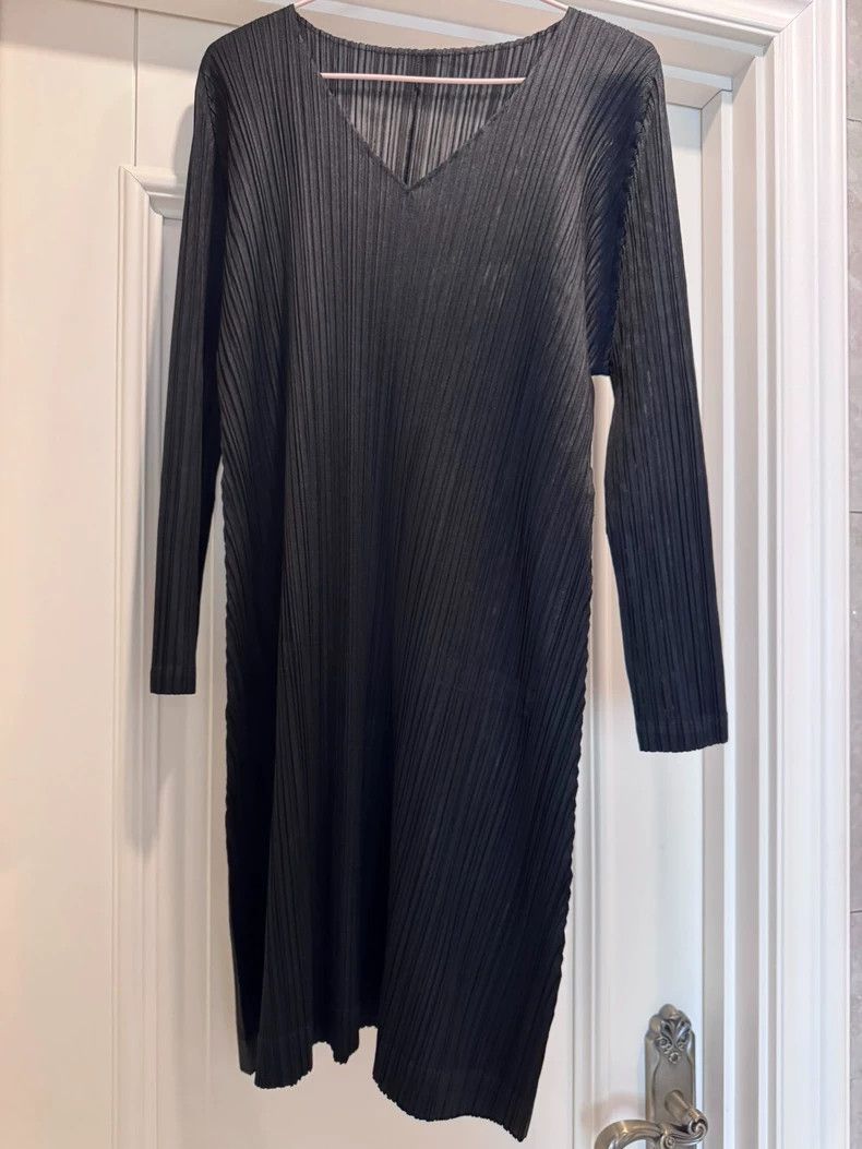 Issey Miyake Long Sleeve Dress - dmc