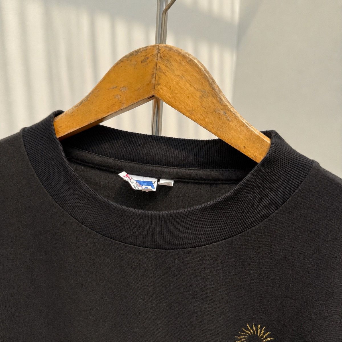 Vintage Vintage Sands Casino Las Vegas Gold Cards Graphic T-Shirt Size US XL / EU 56 / 4 - 3 Thumbnail