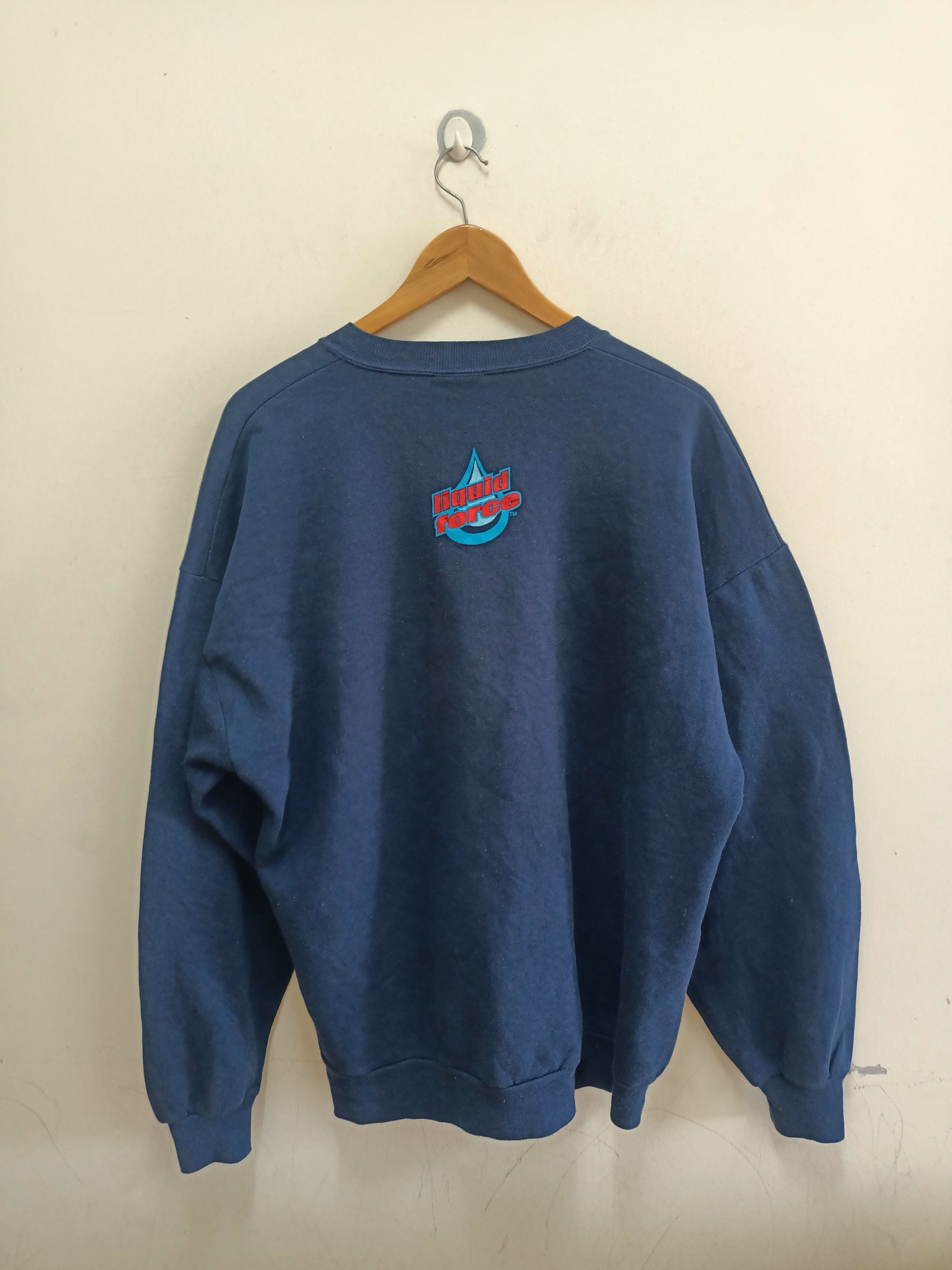 Other Vintage Liquid Force surfing sweatshirt Size US XL / EU 56 / 4 - 5 Thumbnail