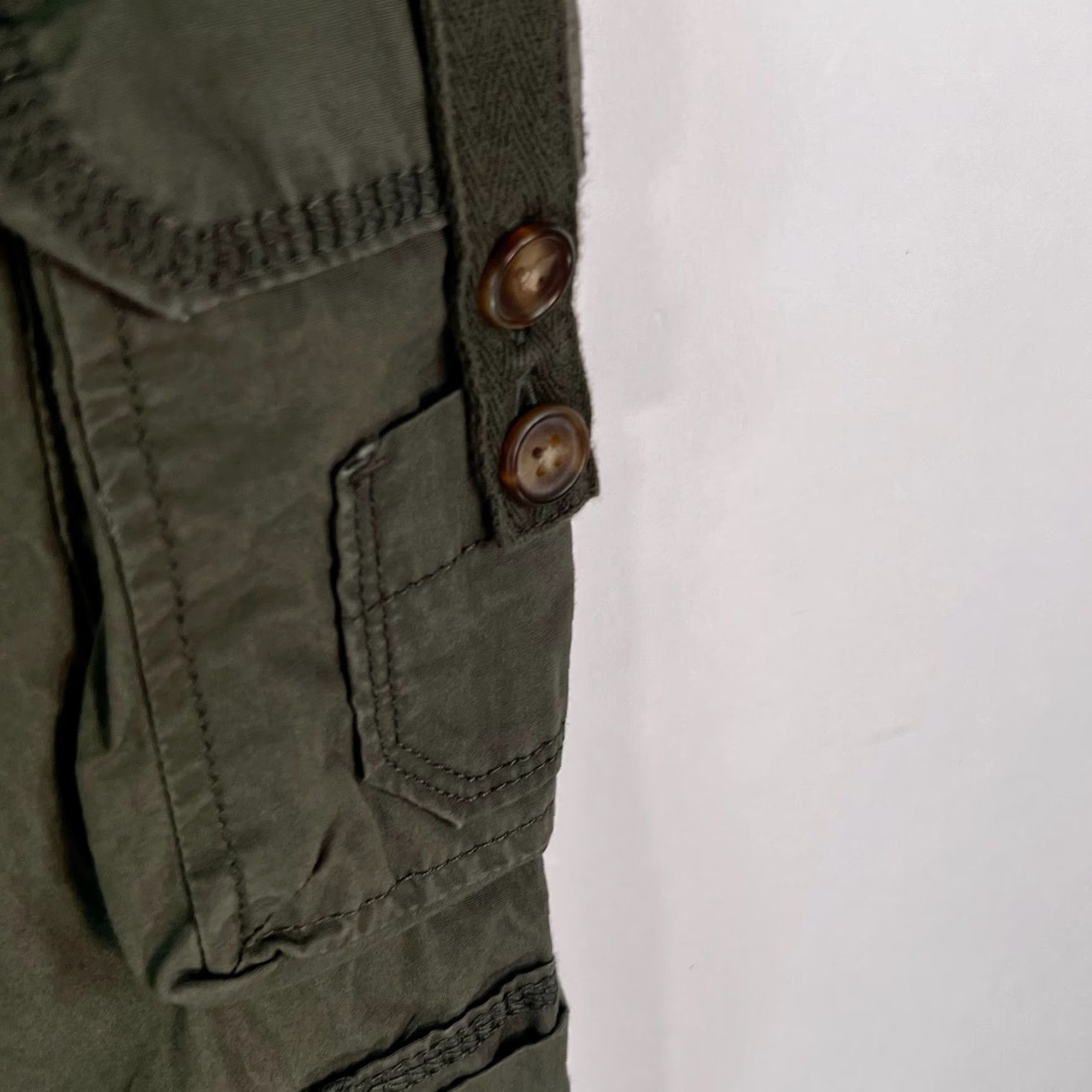 Old Navy VINTAGE? No. Old Navy Cargo Pants Womens Hiking Regular Tall Green Size 2 Long Canvas 32x32 Size 26" / US 2 / IT 38 - 6 Thumbnail