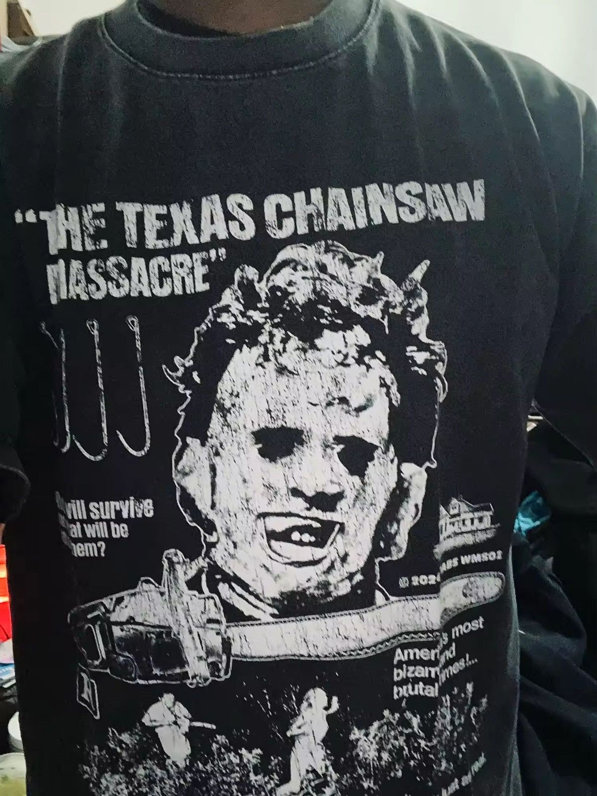 Vintage Vintage Chainsaw Massacre Graphic Printed Washed Tshirt Size US L / EU 52-54 / 3 - 5 Thumbnail