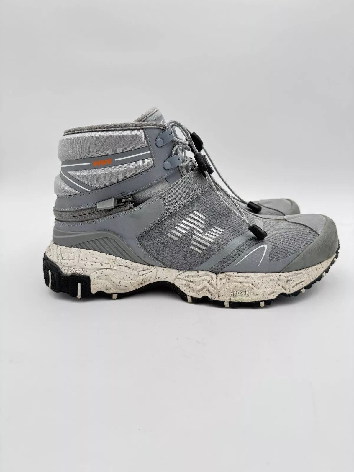 New Balance New Balance Tokyo Niobium 2 in 1 Convertible Sneaker Size US 10 / EU 43 - 6 Thumbnail