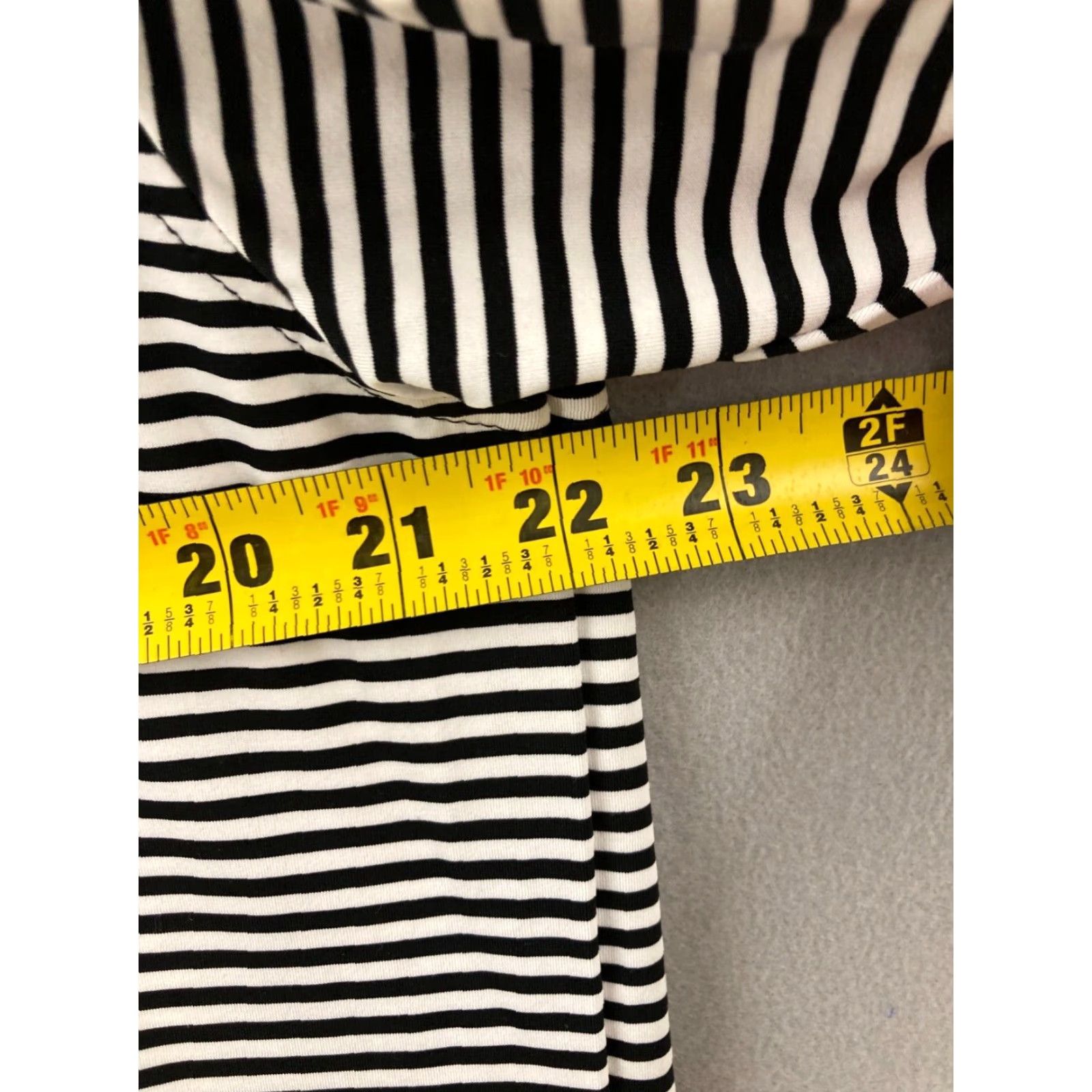 Peter Millar Peter Millar Summer Comfort Polo Shirt Mens Medium Striped Golf Activewear Size US M / EU 48-50 / 2 - 3 Thumbnail