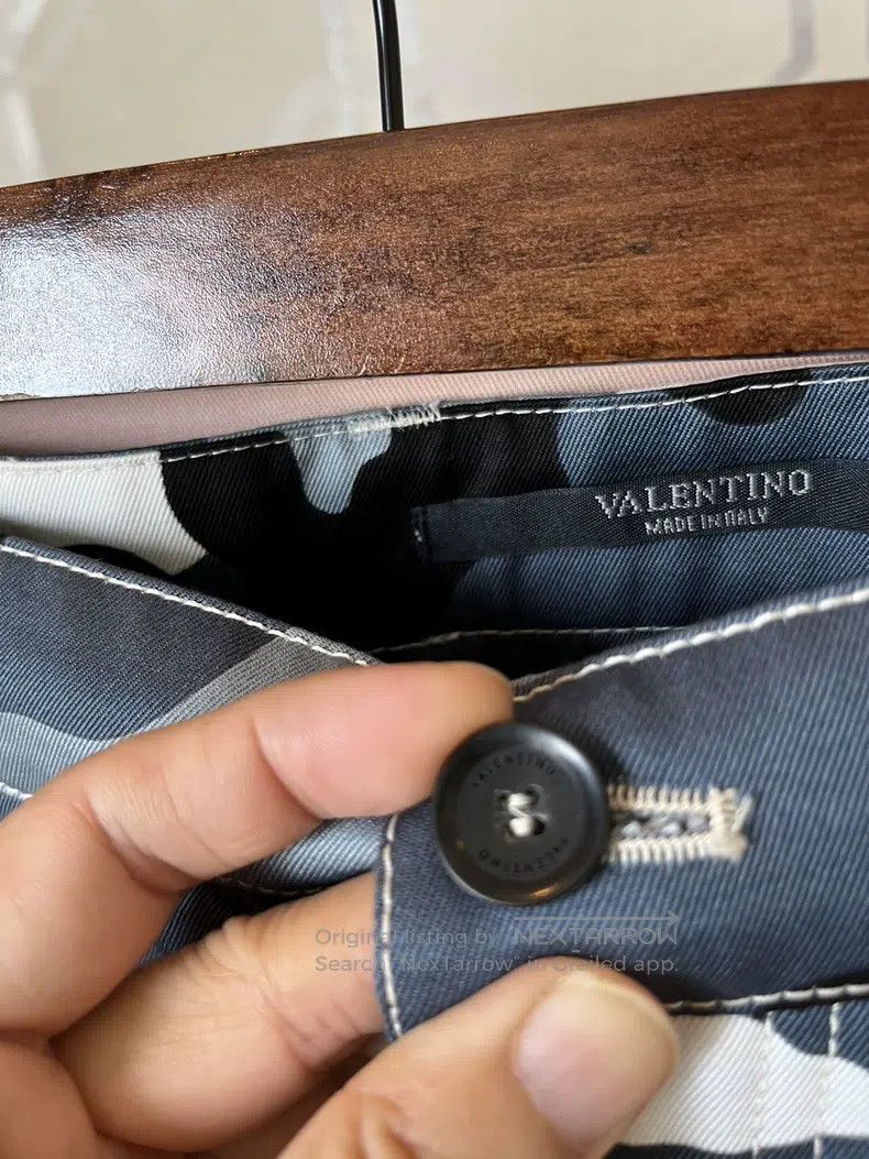 Valentino Valentino Camouflage cargo shorts Size US 30 / EU 46 - 4 Thumbnail
