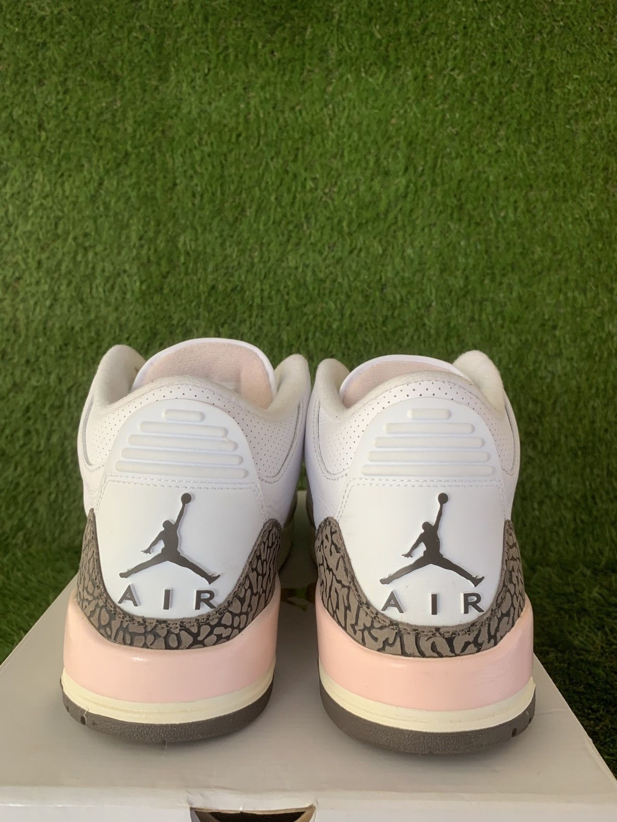 Jordan Brand Jordan 3 Retro Neapolitan Dark Mocha Size US 9.5 / EU 42-43 - 10 Thumbnail