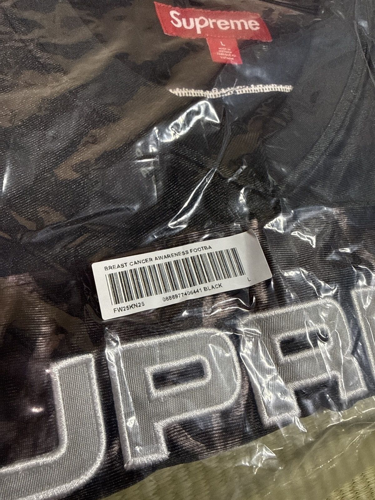 Supreme New Supreme L Breast Cancer Awareness Jersey Black Size US L / EU 52-54 / 3 - 5 Thumbnail
