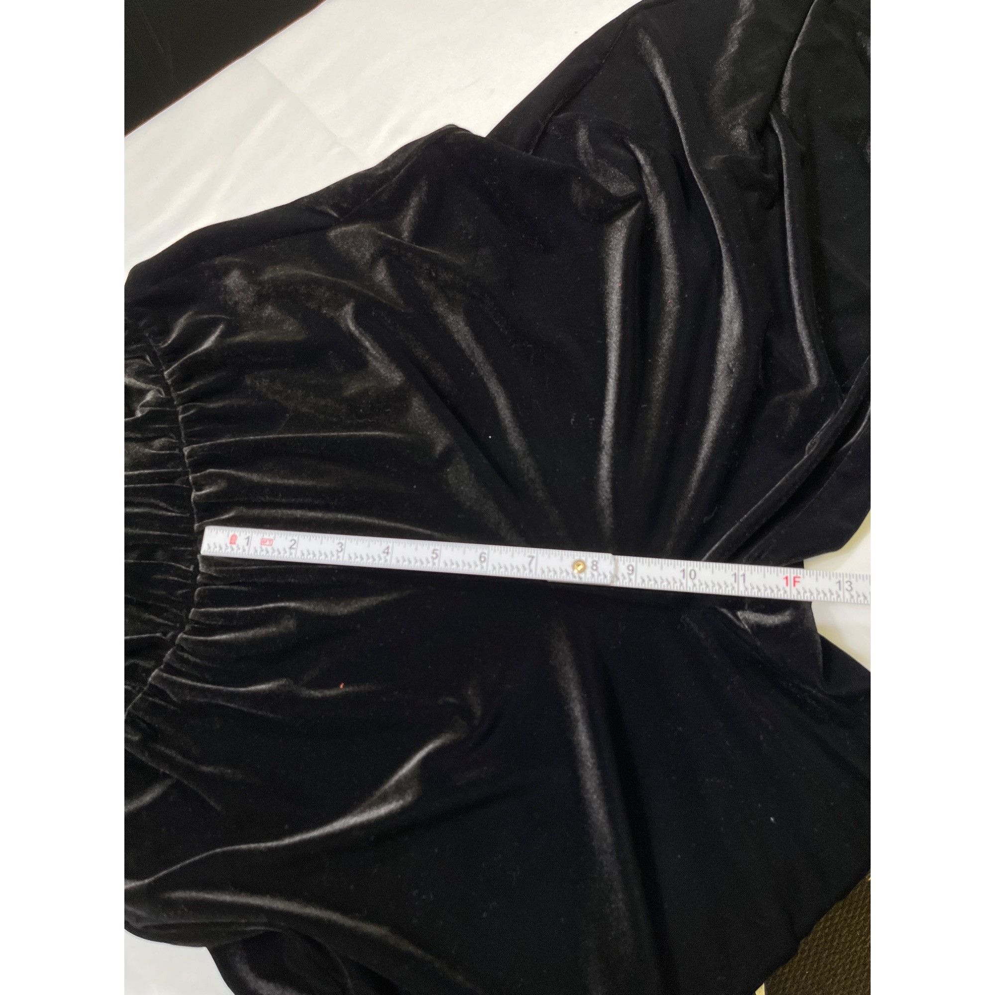 Other Prelude SKU 7614 Black Velvet Strapless Jumpsuit Size 4 Size 27" / US 4 / IT 40 - 9 Thumbnail