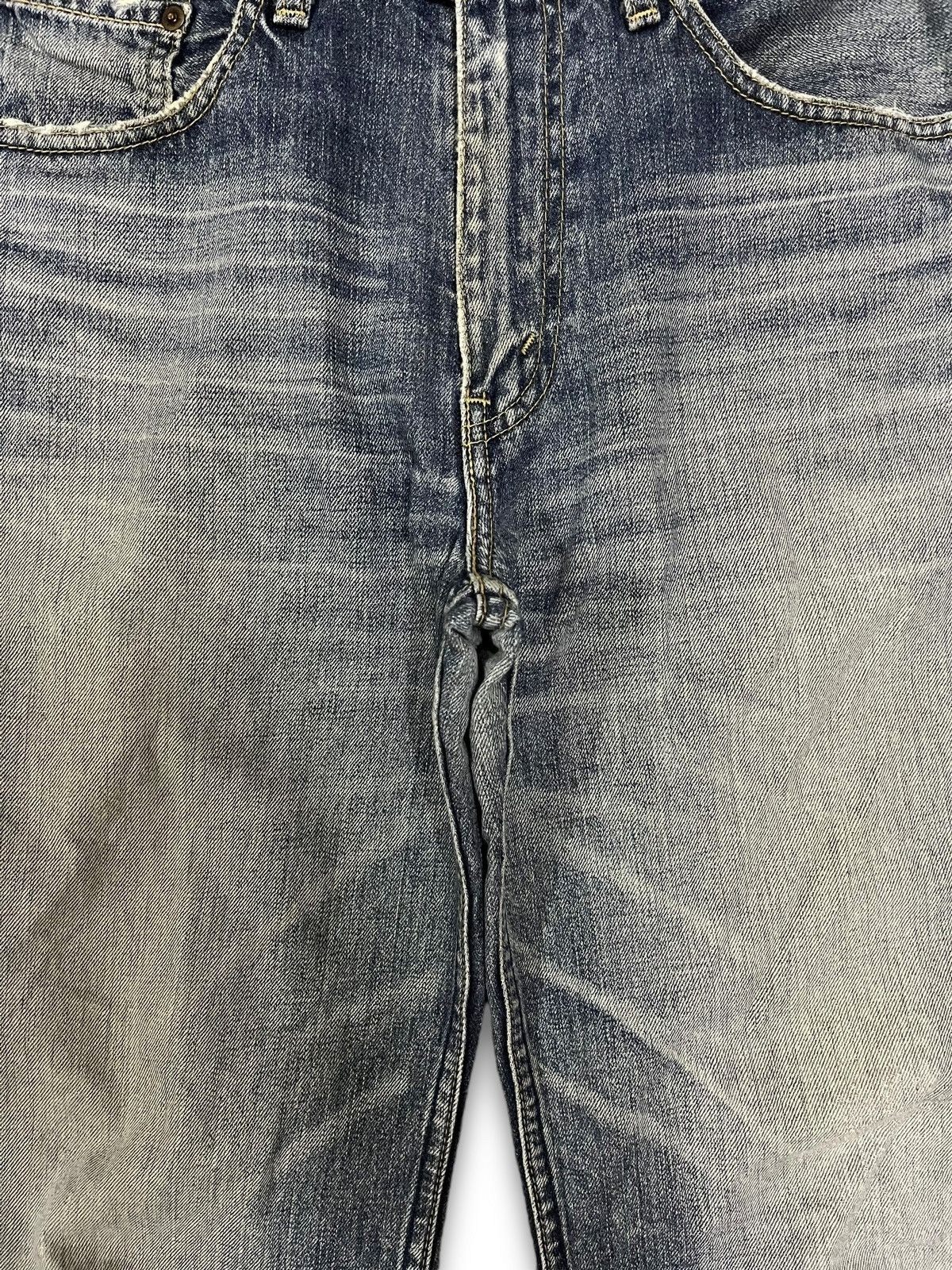Levi's Vintage 90s Levis 502 Light Wash Distressed Baggy Jeans Size US 32 / EU 48 - 5 Thumbnail