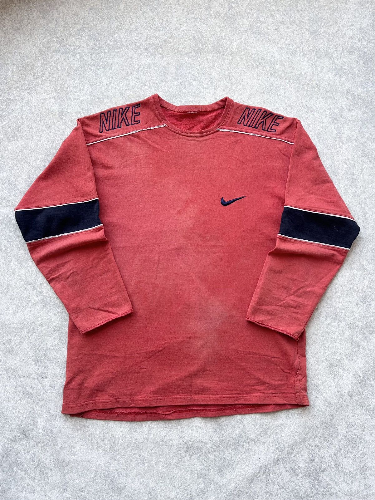 Nike 90s Nike Distressed Prison Style Swoosh Logo Sweatshirt Size US L / EU 52-54 / 3 - 8 Thumbnail