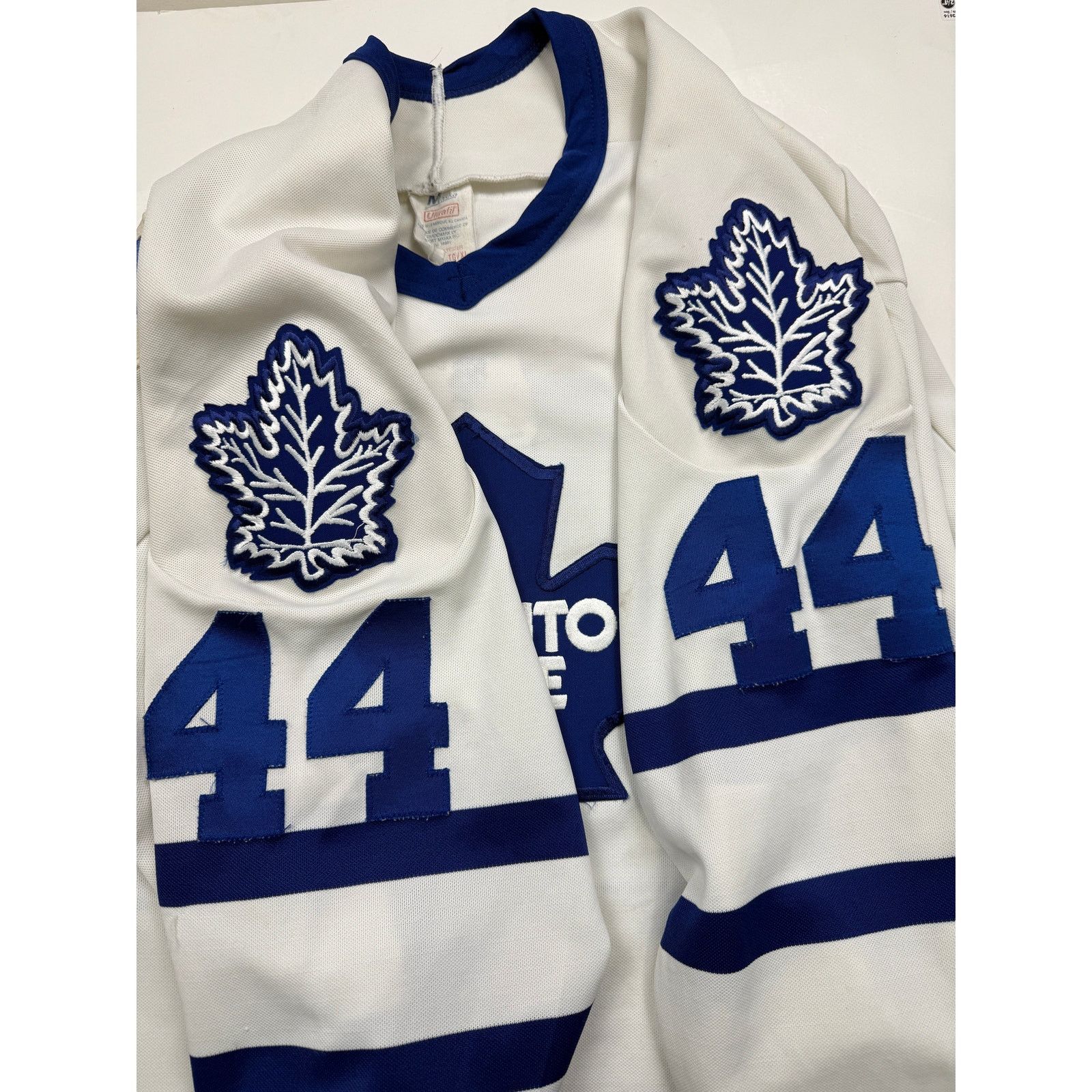 Vintage Vintage Yanic Perreault #44 Toronto MapleJersey Size XL Size US XL / EU 56 / 4 - 6 Thumbnail