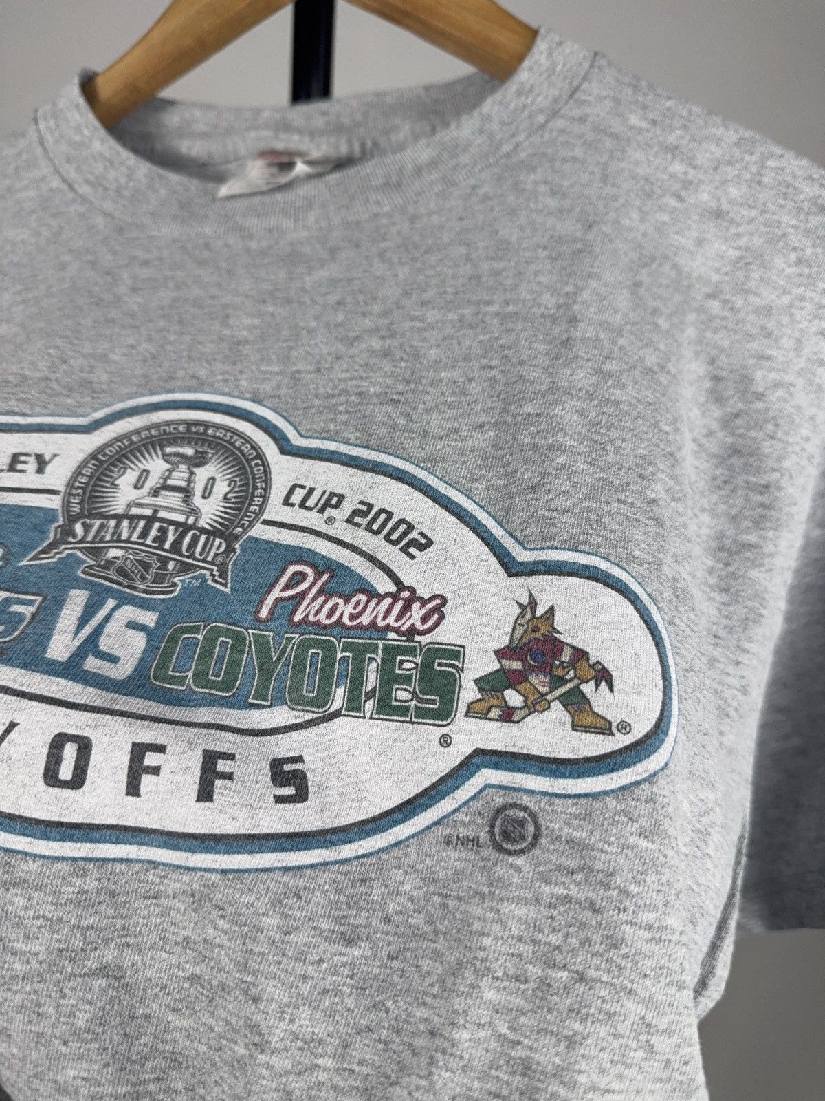NHL Vintage 2002 NHL Stanley Cup Playoffs Sharks Coyotes 00s Tee Size US M / EU 48-50 / 2 - 8 Thumbnail