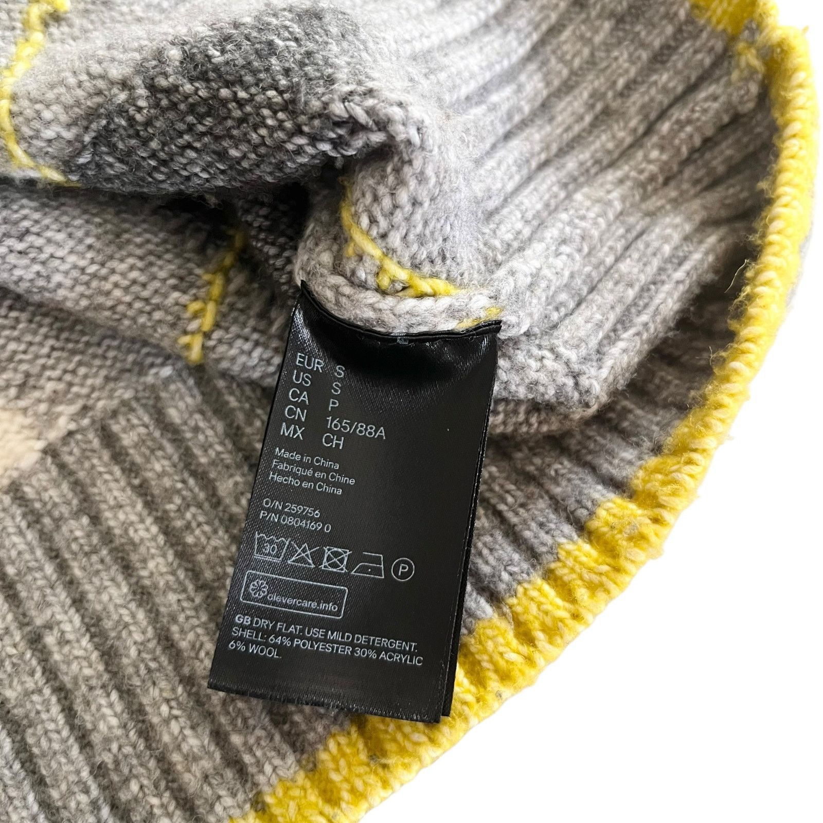 H&M Pringle of Scotland x H&M Gray Argyle Crewneck Sweater Size S / US 4 / IT 40 - 11 Thumbnail