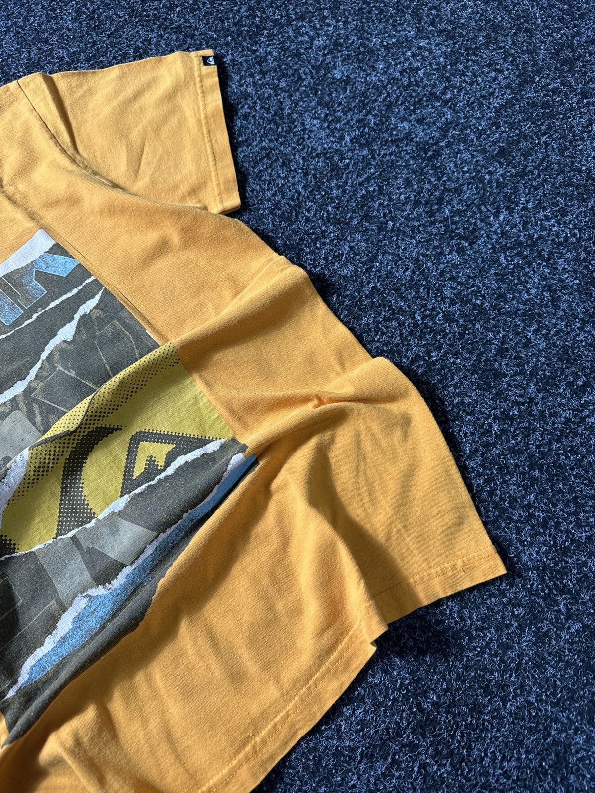 Quiksilver 🚨 VINTAGE BIG LOGO QUICKSILVER yellow faded SURF Y2K RARE Size US S / EU 44-46 / 1 - 3 Thumbnail