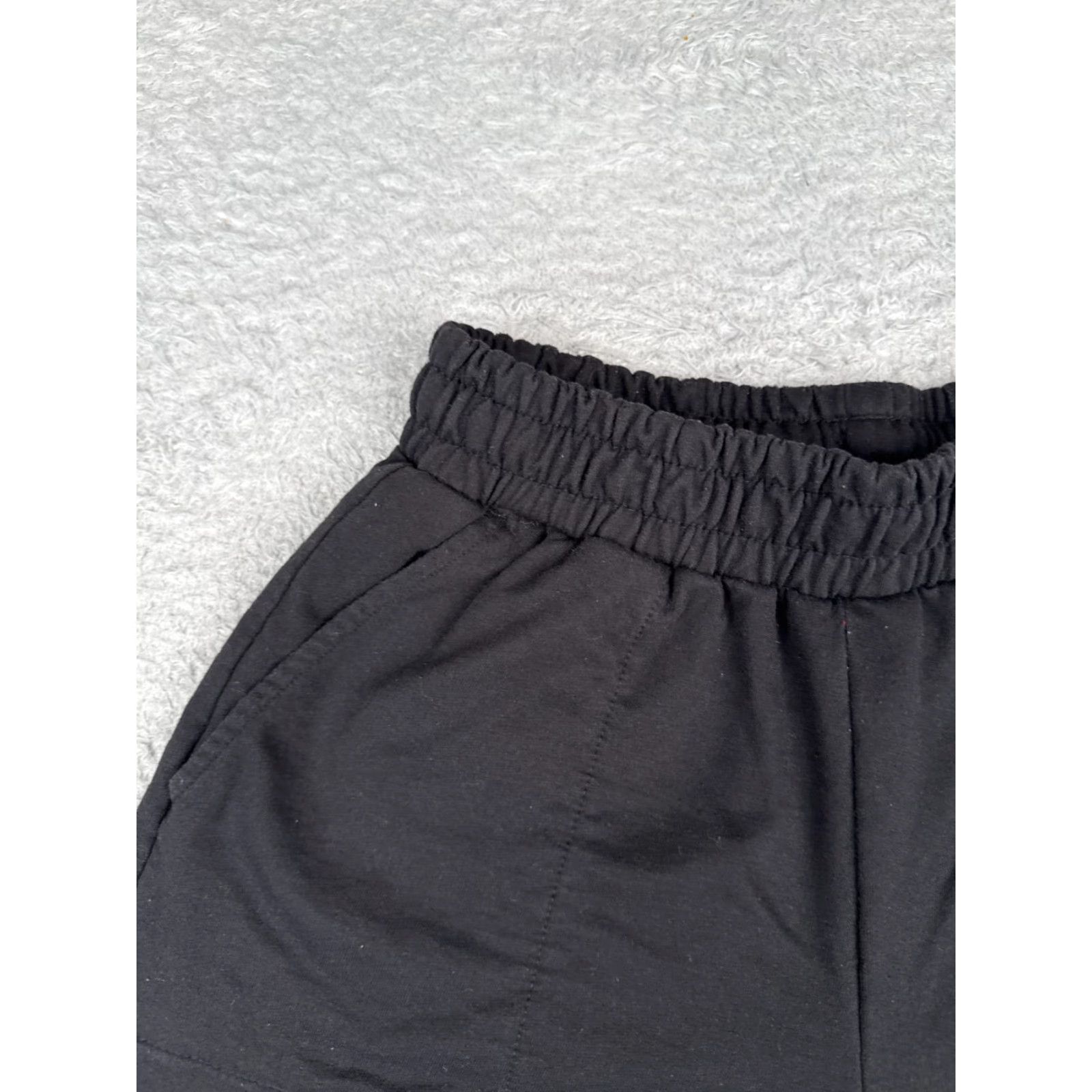 The North Face The North Face Shorts Women S Black Cotton French Terry Elastic Waist Pockets Mid Rise 5in Womens Size 28" / US 6 / IT 42 - 4 Thumbnail