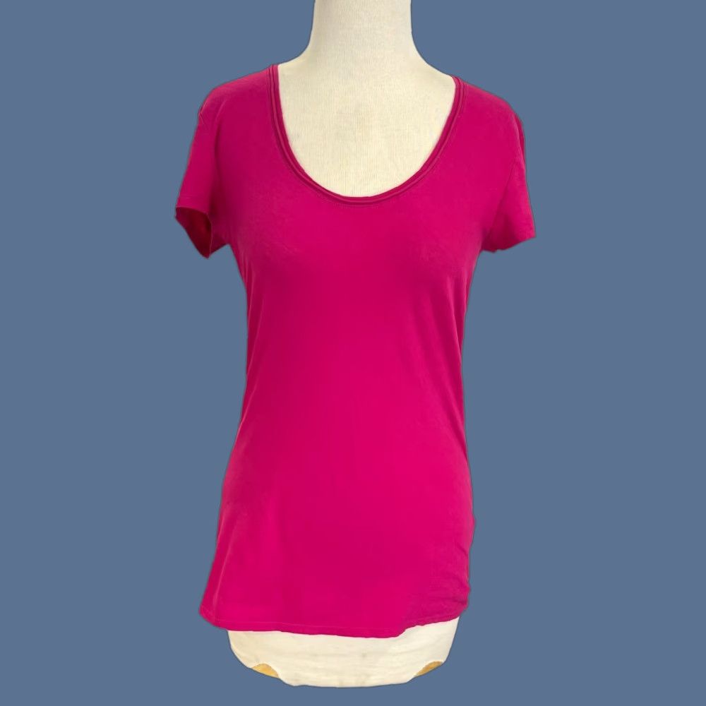 Banana Republic Banana Republic T Shirt Womens Size M Pink Short Sleeve Luxe Touch Stretch EUC Size M / US 6-8 / IT 42-44 - 1 Thumbnail
