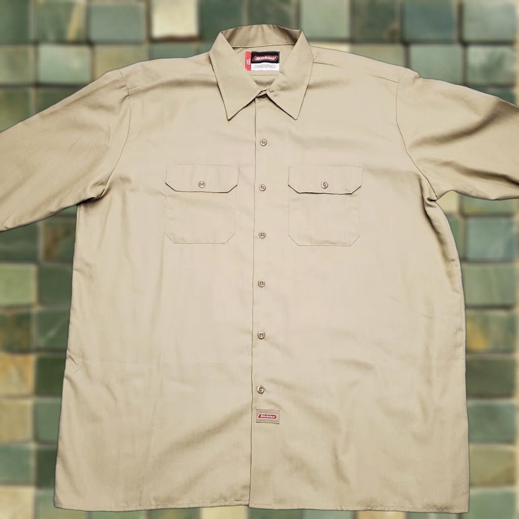 Dickies VINTAGE Dickies Shirt Mens 2XL Beige Herringbone Twill Workwear Long Sleeve Button-Up Solid MENS Size US XXL / EU 58 / 5 - 1 Thumbnail