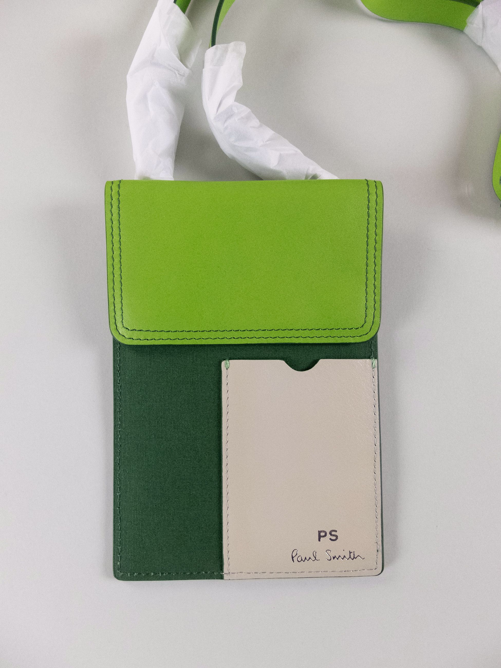 Paul Smith PS PAUL SMITH ipatch three tone green leather neck pouch bag Size ONE SIZE - 2 Thumbnail