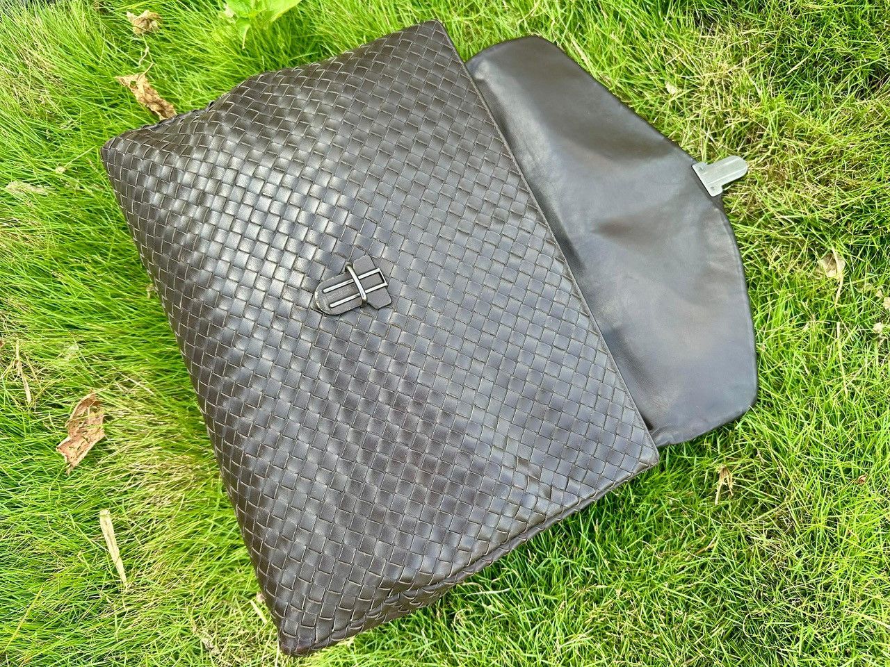 Bottega Veneta Authentic Bottega Veneta Intrecciato Woven Leather Briefcase Size ONE SIZE - 4 Thumbnail