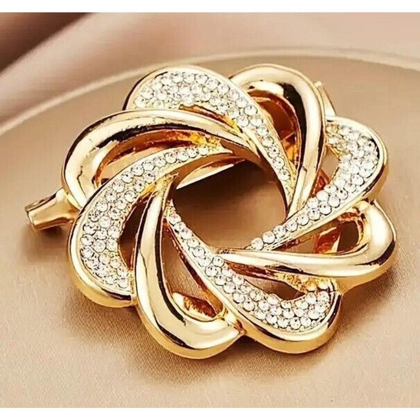 Other Dazzling Rhinestone Flower Brooch •Pave Set •Gold Tone Swirl Size ONE SIZE - 2 Thumbnail
