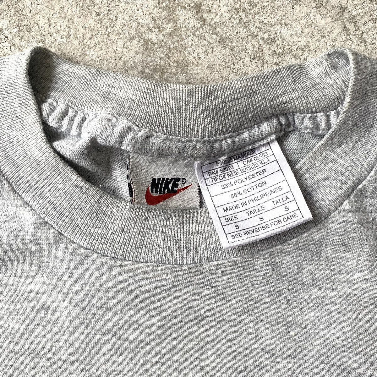 Vintage Vintage Nike Tee – OG Swoosh Logo Classic 90s Style Size US M / EU 48-50 / 2 - 5 Thumbnail