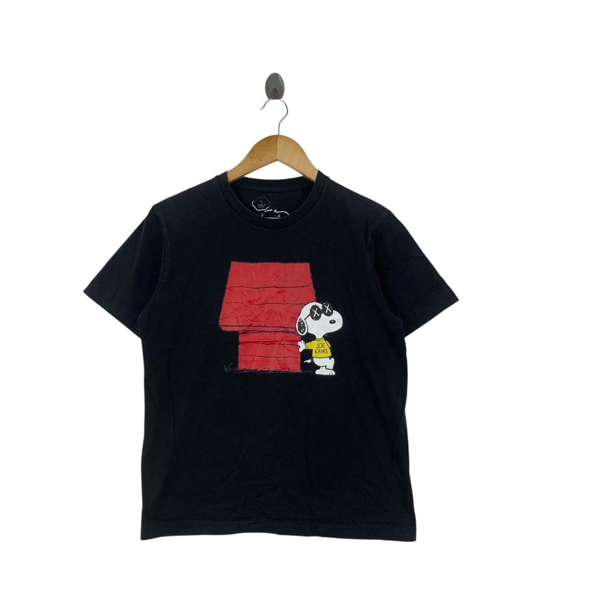 Kaws KAWS x PEANUTS x UNIQLO Snoopy Collection Tee Shirt Top Size M / US 6-8 / IT 42-44 - 4 Thumbnail